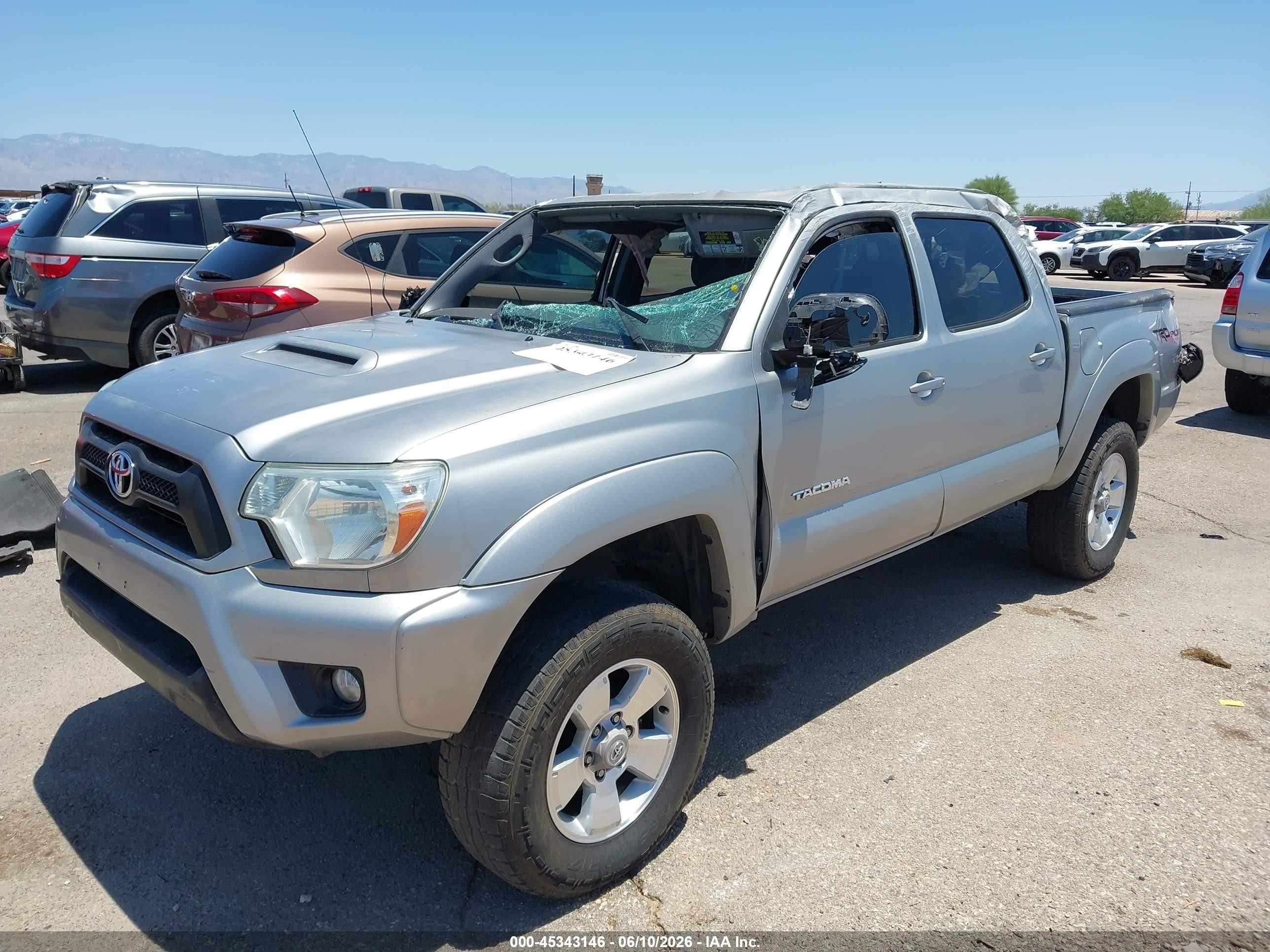 2014 Toyota Tacoma Prerunner V6 Silver vin: 3TMJU4GNXEM170985