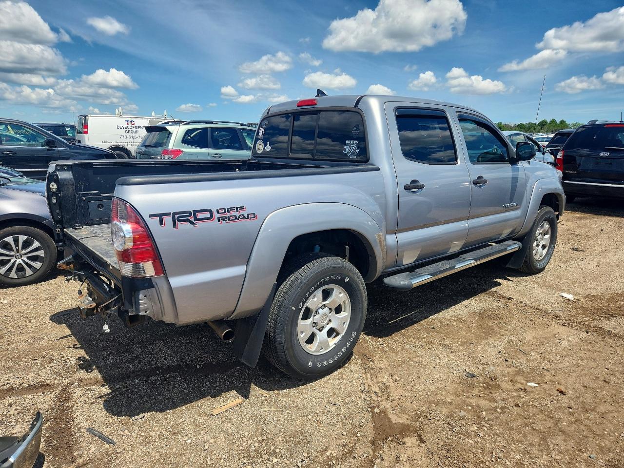 2014 Toyota Tacoma Double Cab Prerunner Silver vin: 3TMJU4GNXEM173790