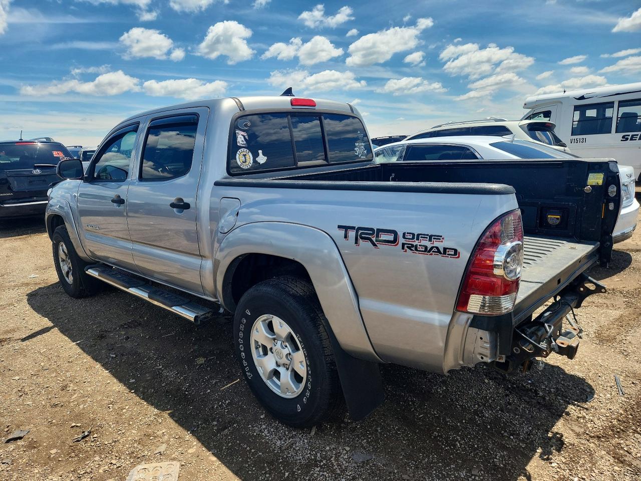 2014 Toyota Tacoma Double Cab Prerunner Silver vin: 3TMJU4GNXEM173790