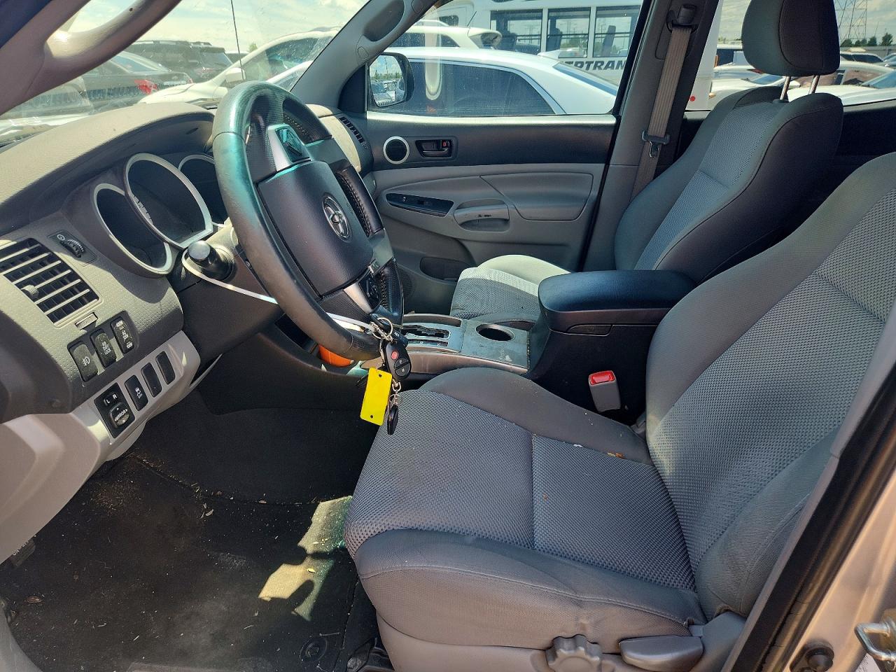 2014 Toyota Tacoma Double Cab Prerunner Silver vin: 3TMJU4GNXEM173790