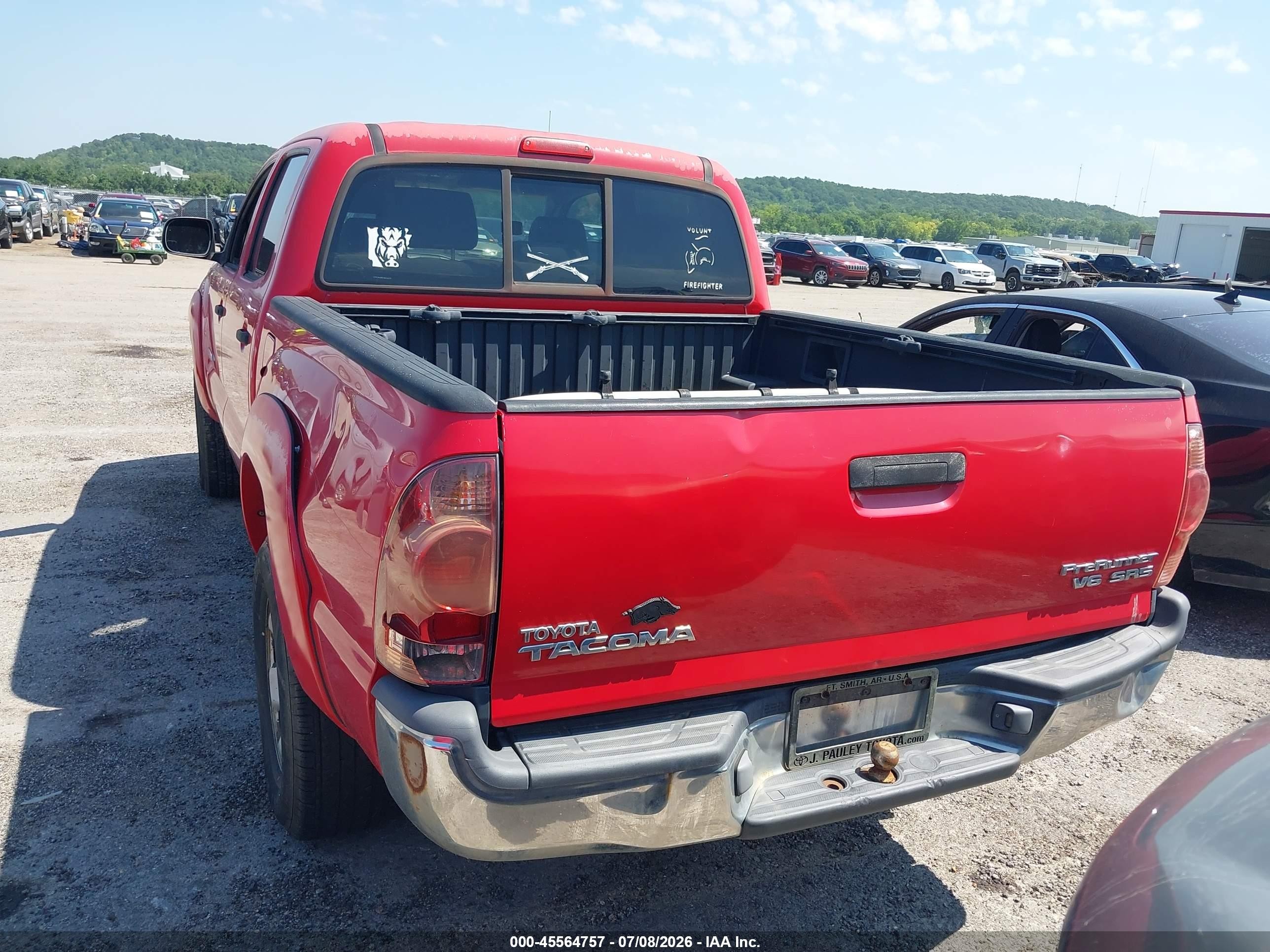 2007 Toyota Tacoma Prerunner V6 Red vin: 3TMJU62N07M040655