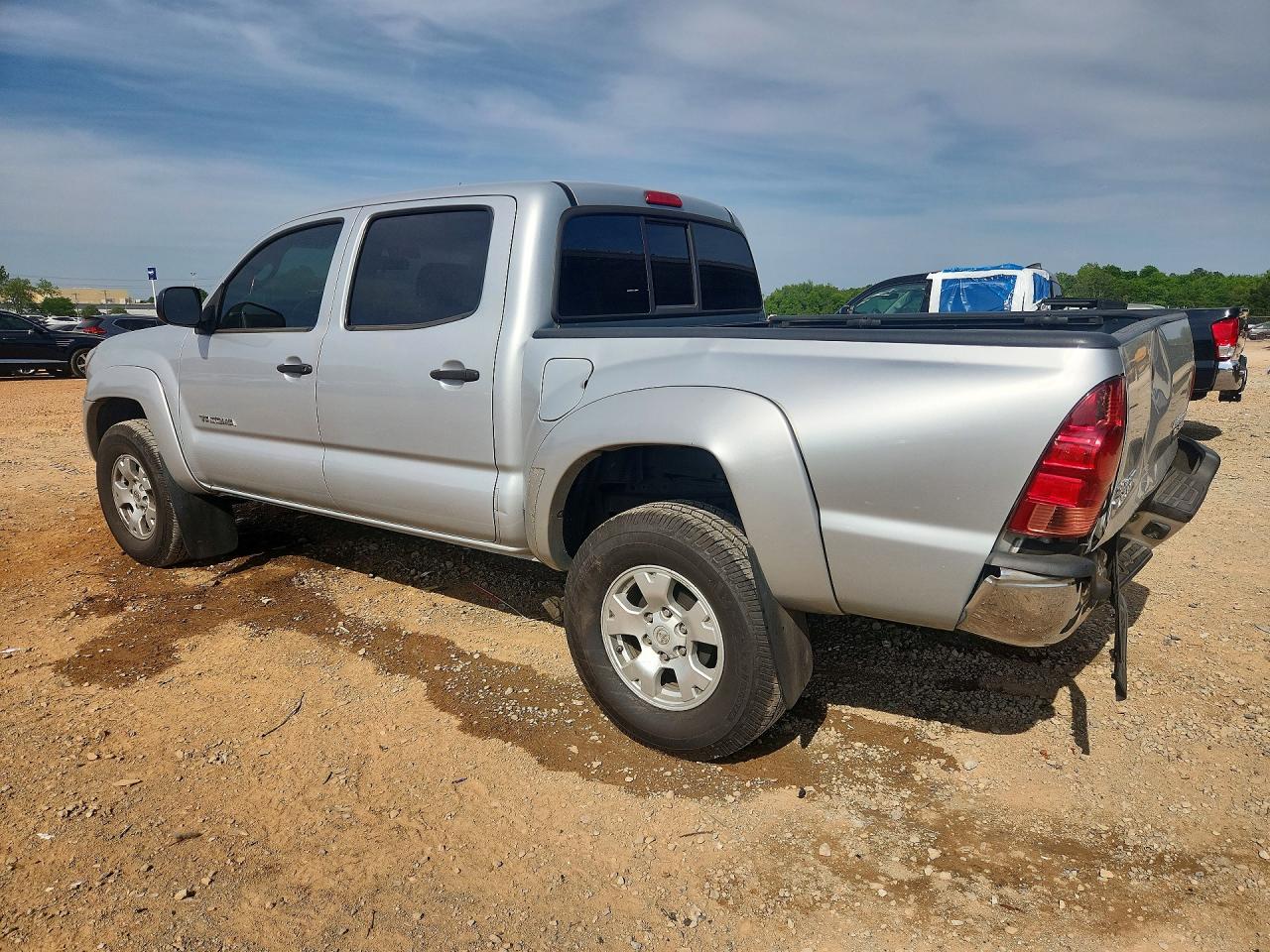 2008 Toyota Tacoma Double Cab Prerunner Silver vin: 3TMJU62N18M058762