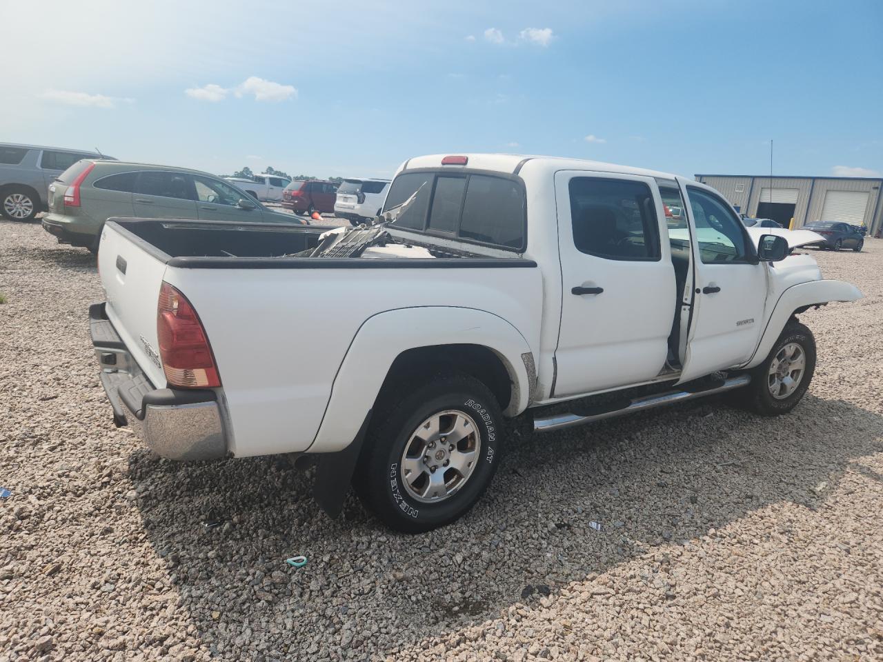 2008 Toyota Tacoma White vin: 3TMJU62N18M060821