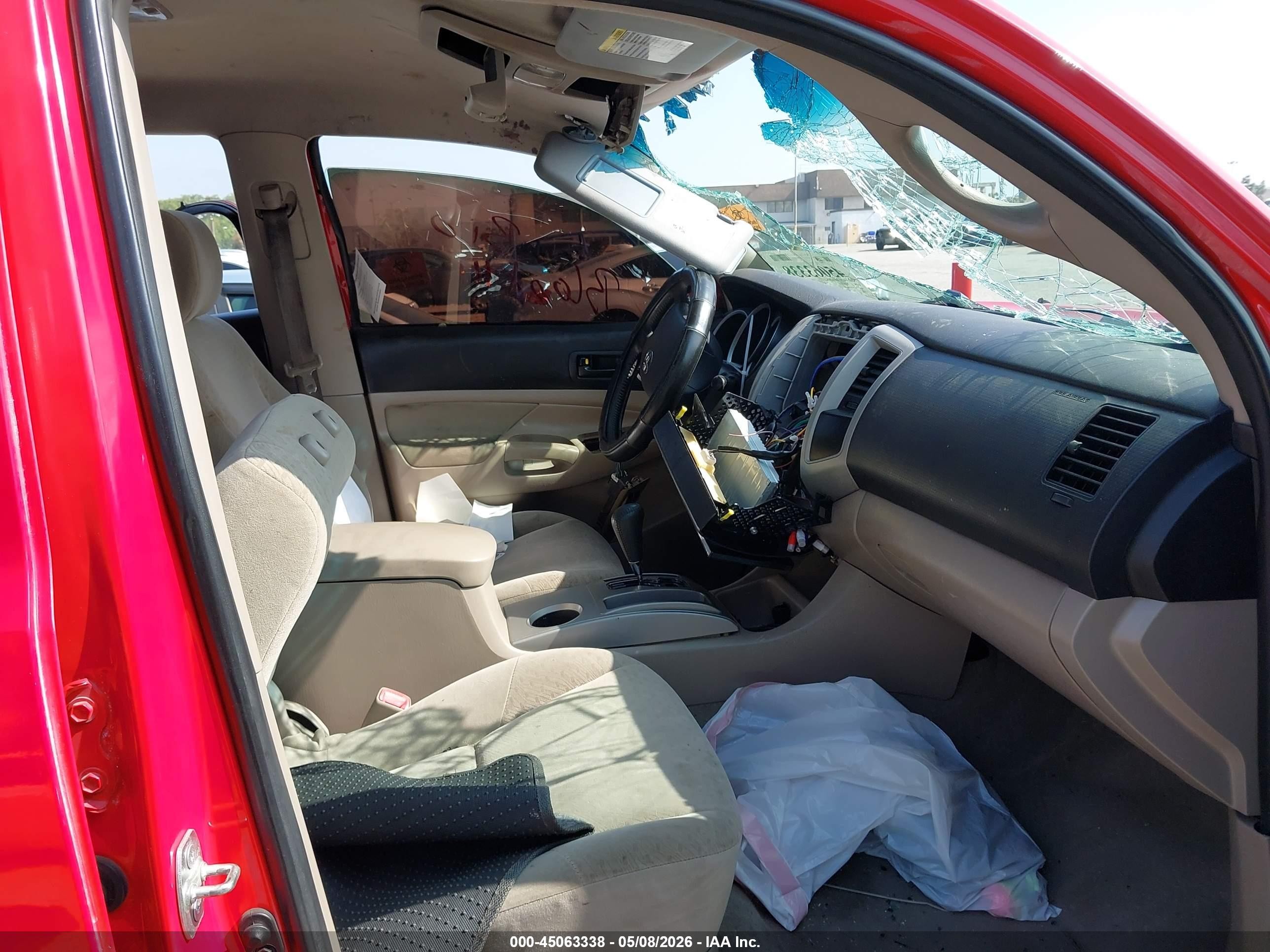 2008 Toyota Tacoma Prerunner V6 Red vin: 3TMJU62N18M067557