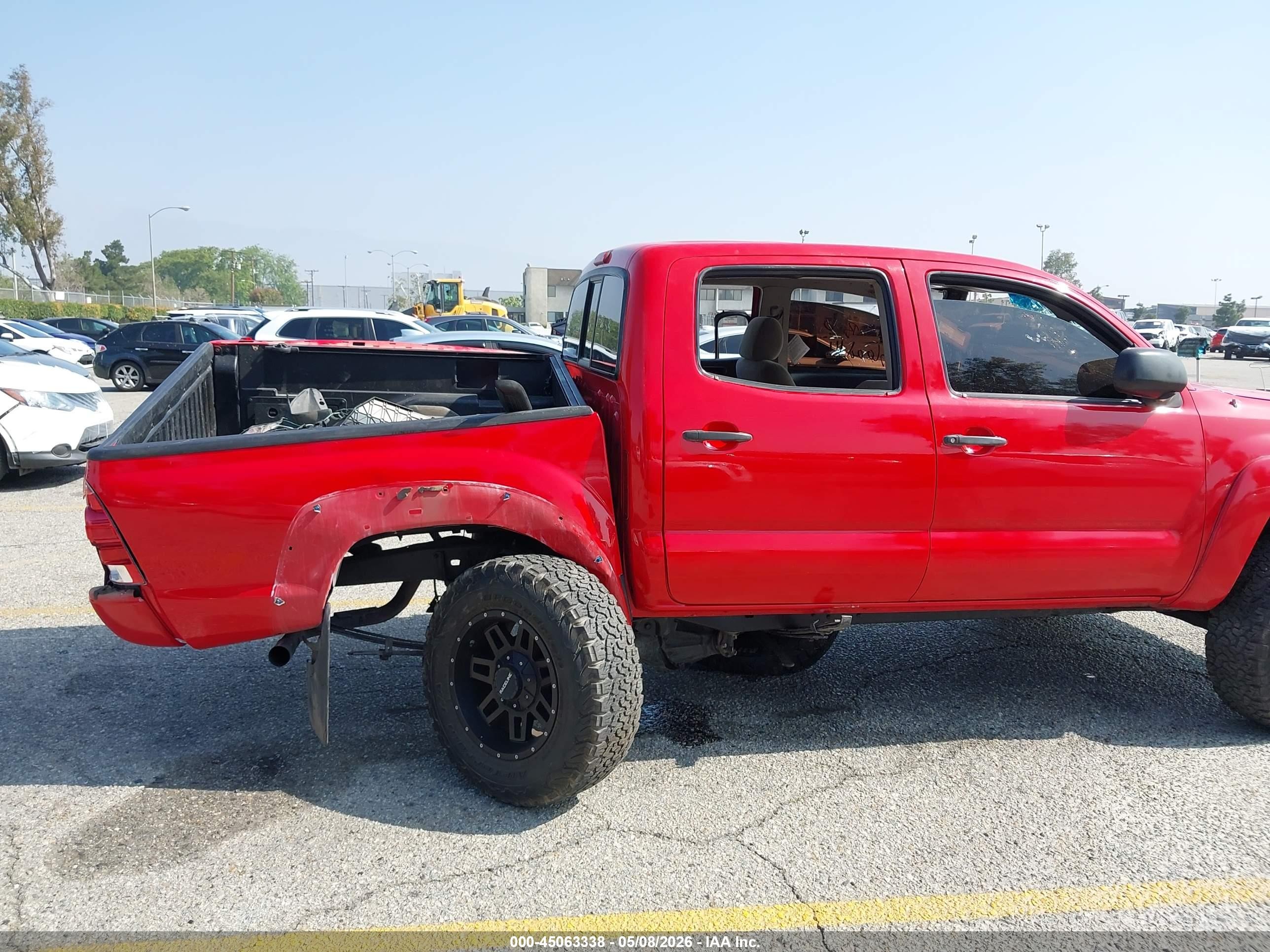 2008 Toyota Tacoma Prerunner V6 Red vin: 3TMJU62N18M067557