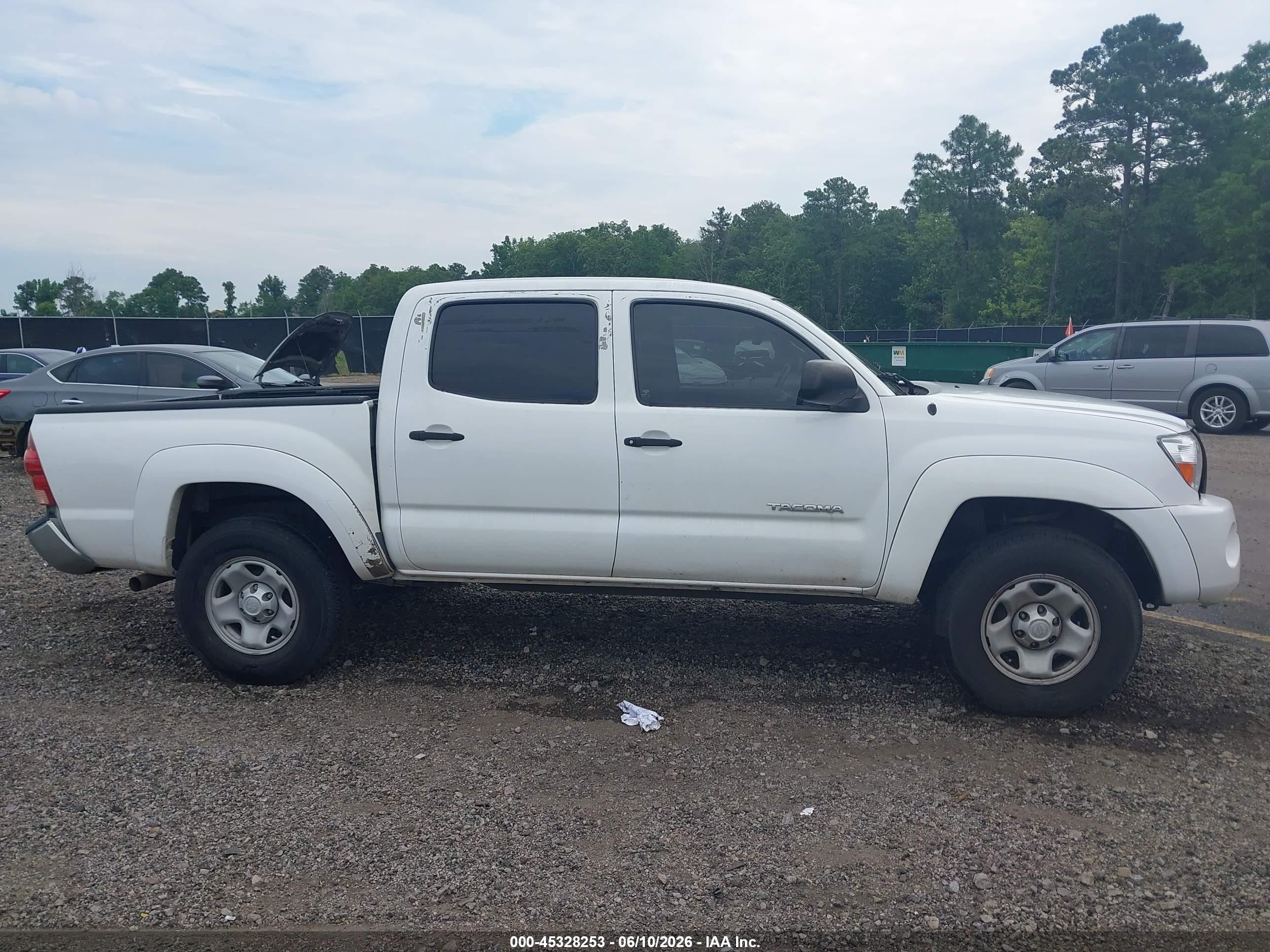 2006 Toyota Tacoma Prerunner V6 White vin: 3TMJU62N26M028182