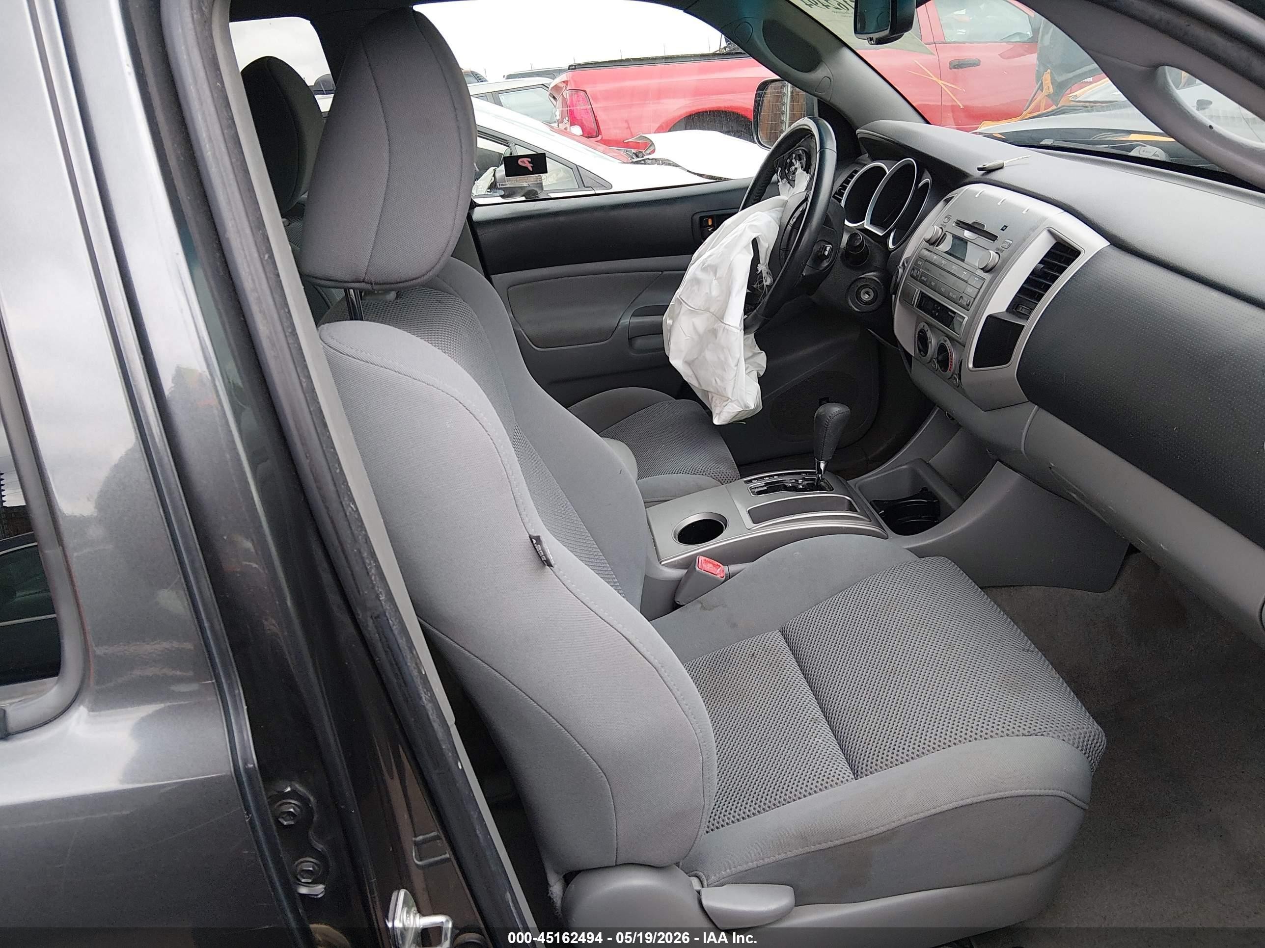 2009 Toyota Tacoma Prerunner V6 Silver vin: 3TMJU62N29M076690