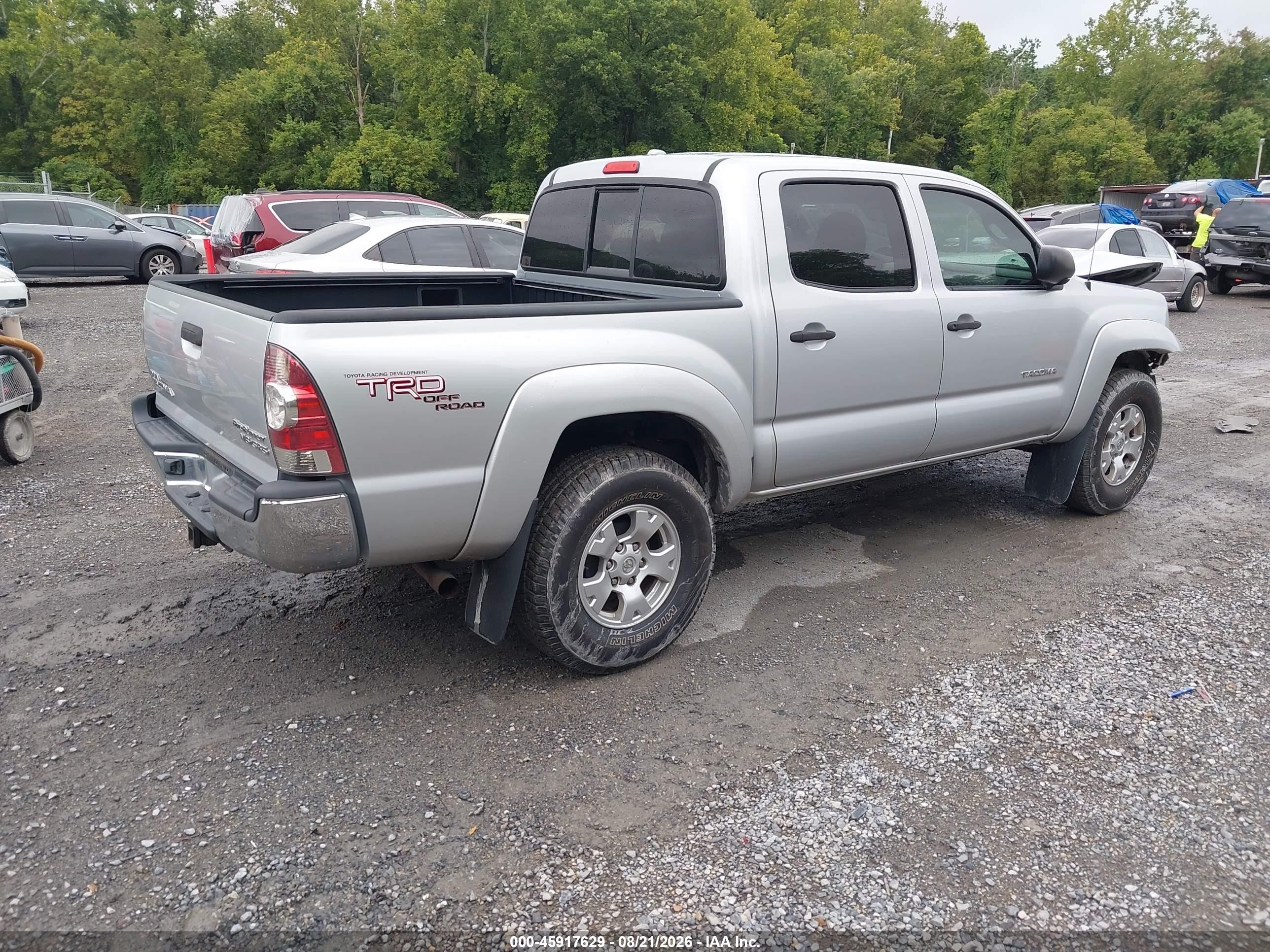 2009 Toyota Tacoma Prerunner V6 Silver vin: 3TMJU62N29M091822