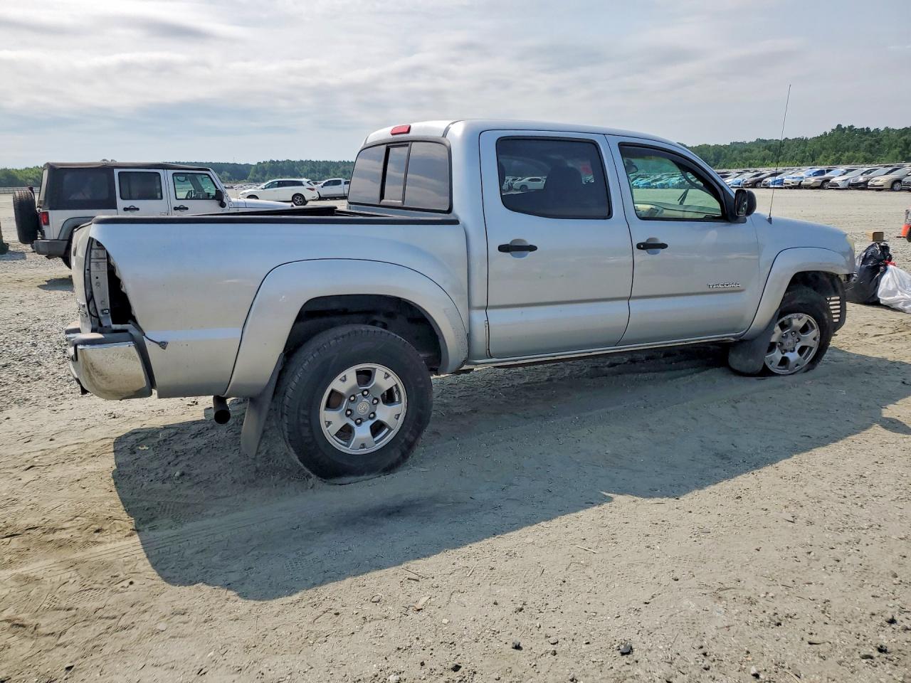 2006 Toyota Tacoma Double Cab Prerunner Серебряный vin: 3TMJU62N46M011982