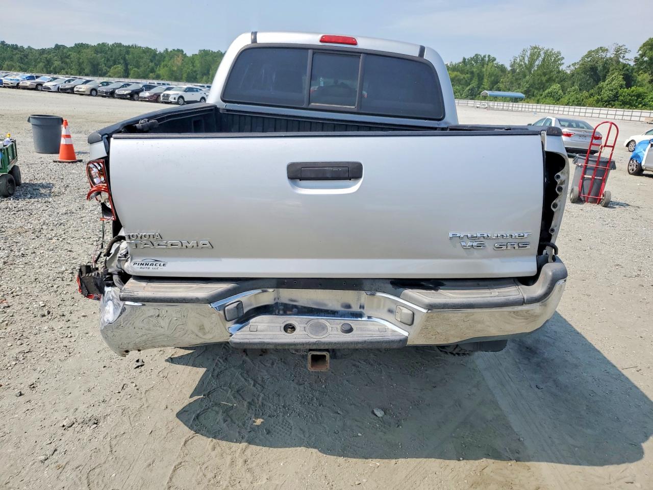 2006 Toyota Tacoma Double Cab Prerunner Серебряный vin: 3TMJU62N46M011982