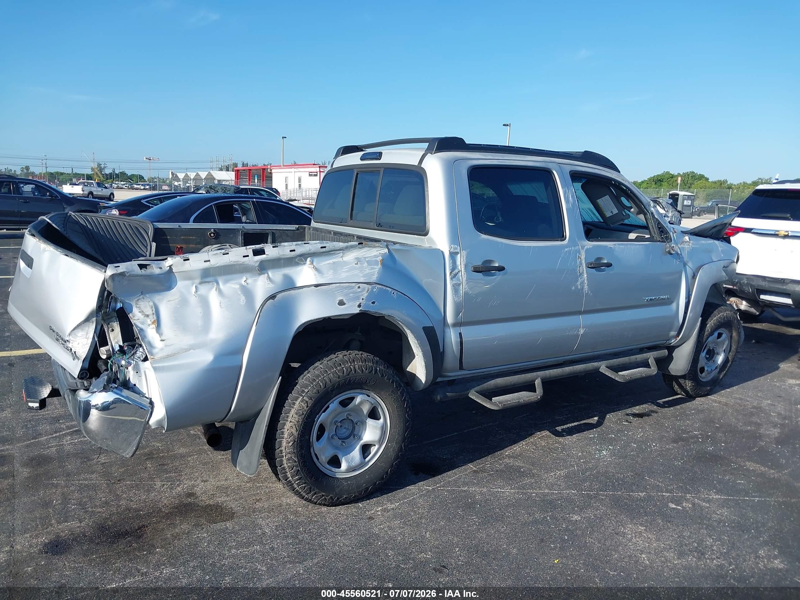 2006 Toyota Tacoma Prerunner V6 Silver vin: 3TMJU62N46M027566