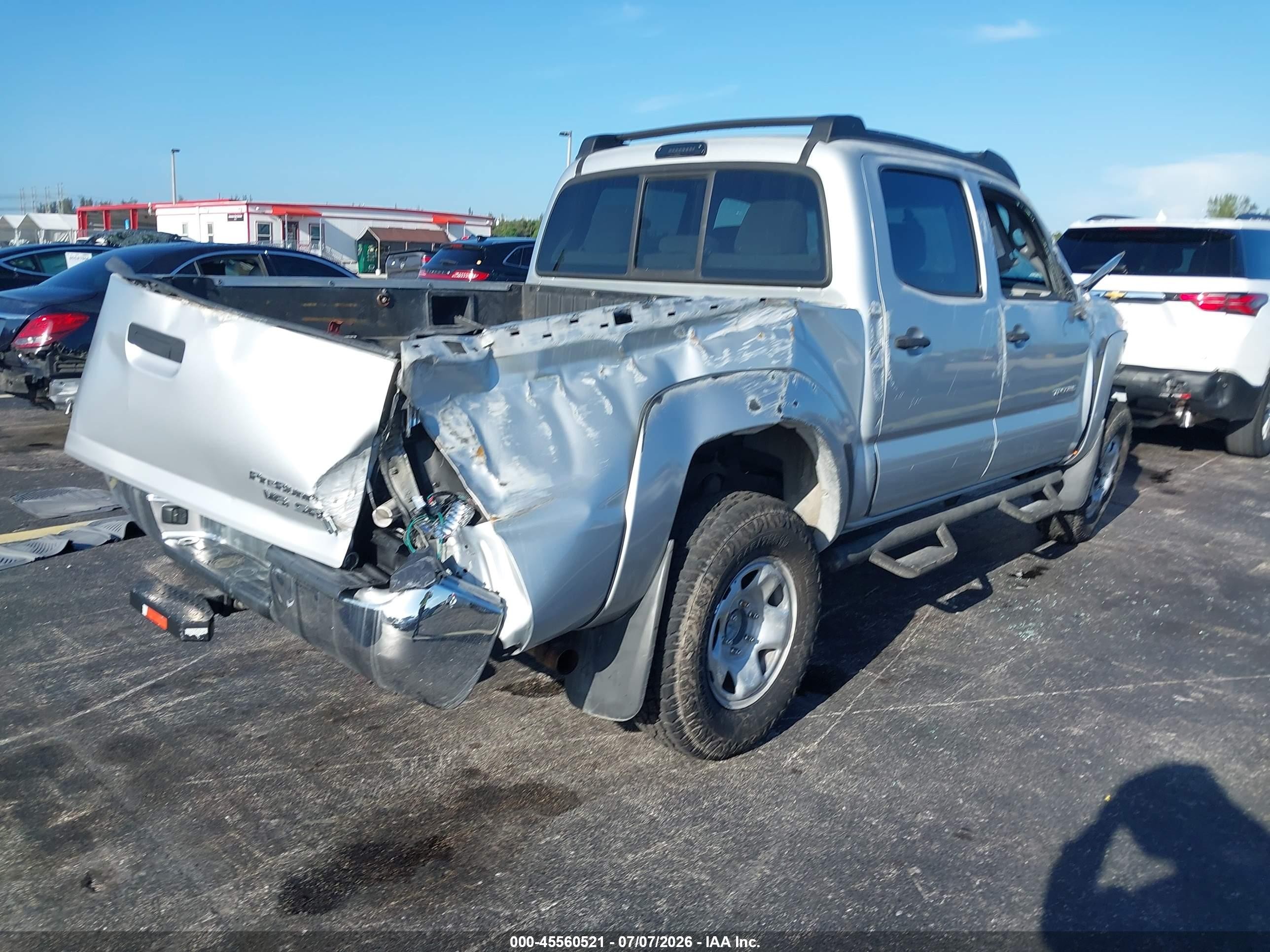 2006 Toyota Tacoma Prerunner V6 Silver vin: 3TMJU62N46M027566