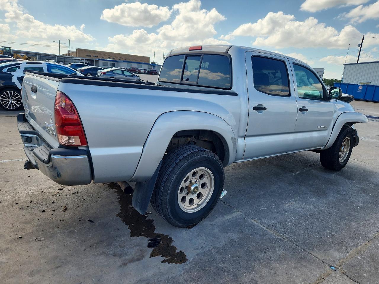 2007 Toyota Tacoma Double Cab Prerunner Silver vin: 3TMJU62N47M038195
