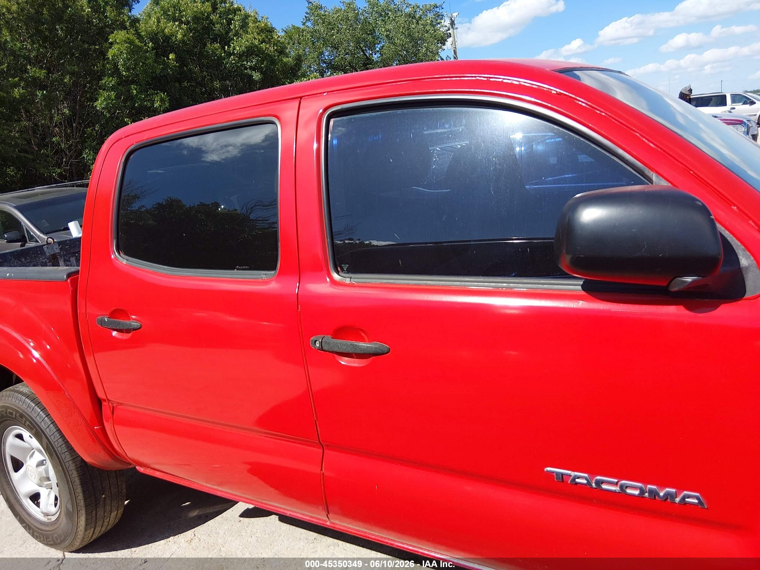 2007 Toyota Tacoma Prerunner V6 Red vin: 3TMJU62N47M039816