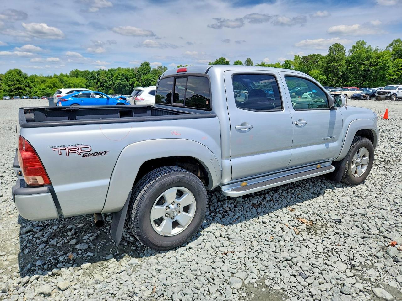 2007 Toyota Tacoma Double Cab Prerunner Silver vin: 3TMJU62N47M047088