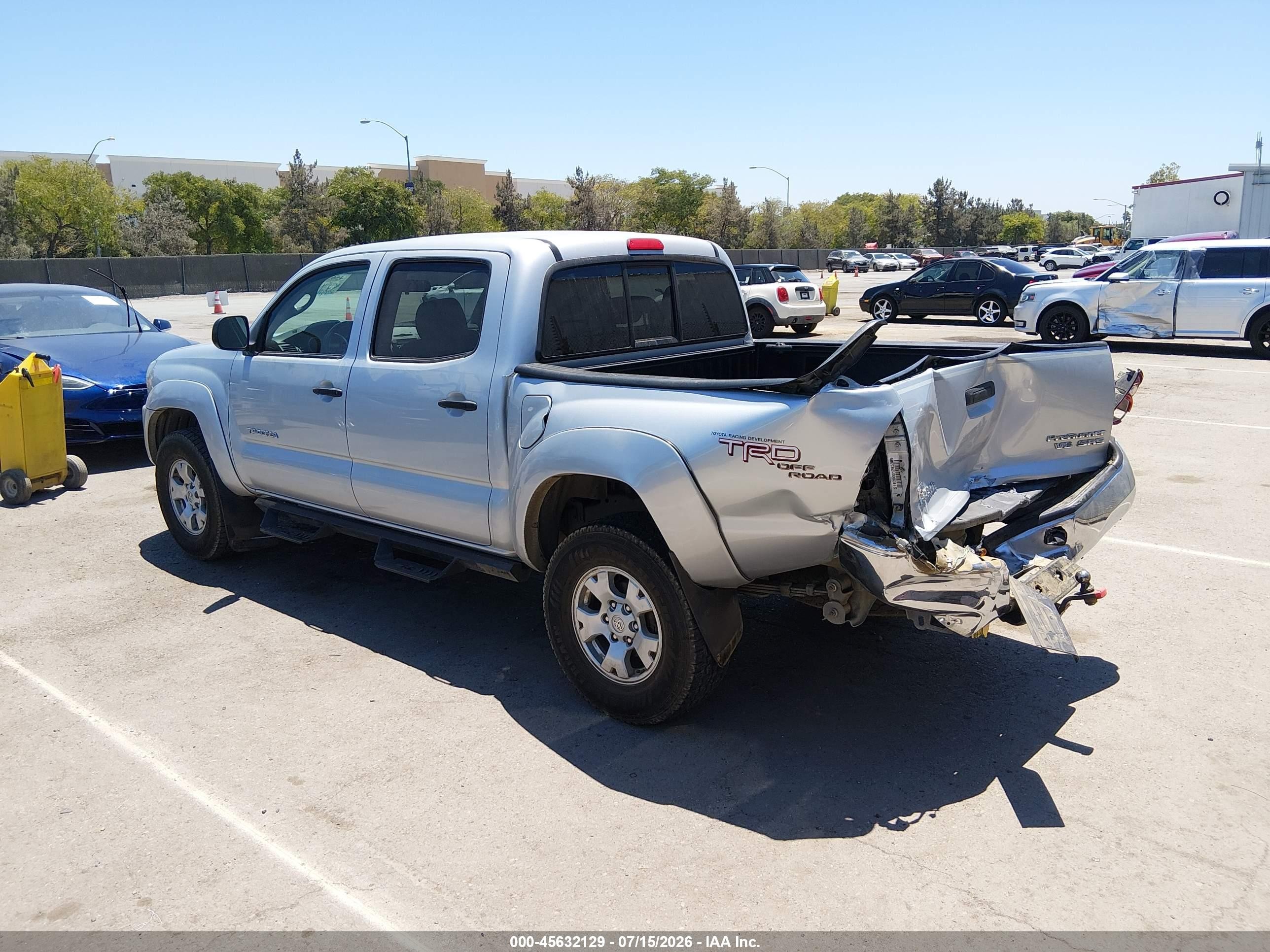 2008 Toyota Tacoma Prerunner V6 Silver vin: 3TMJU62N48M066757