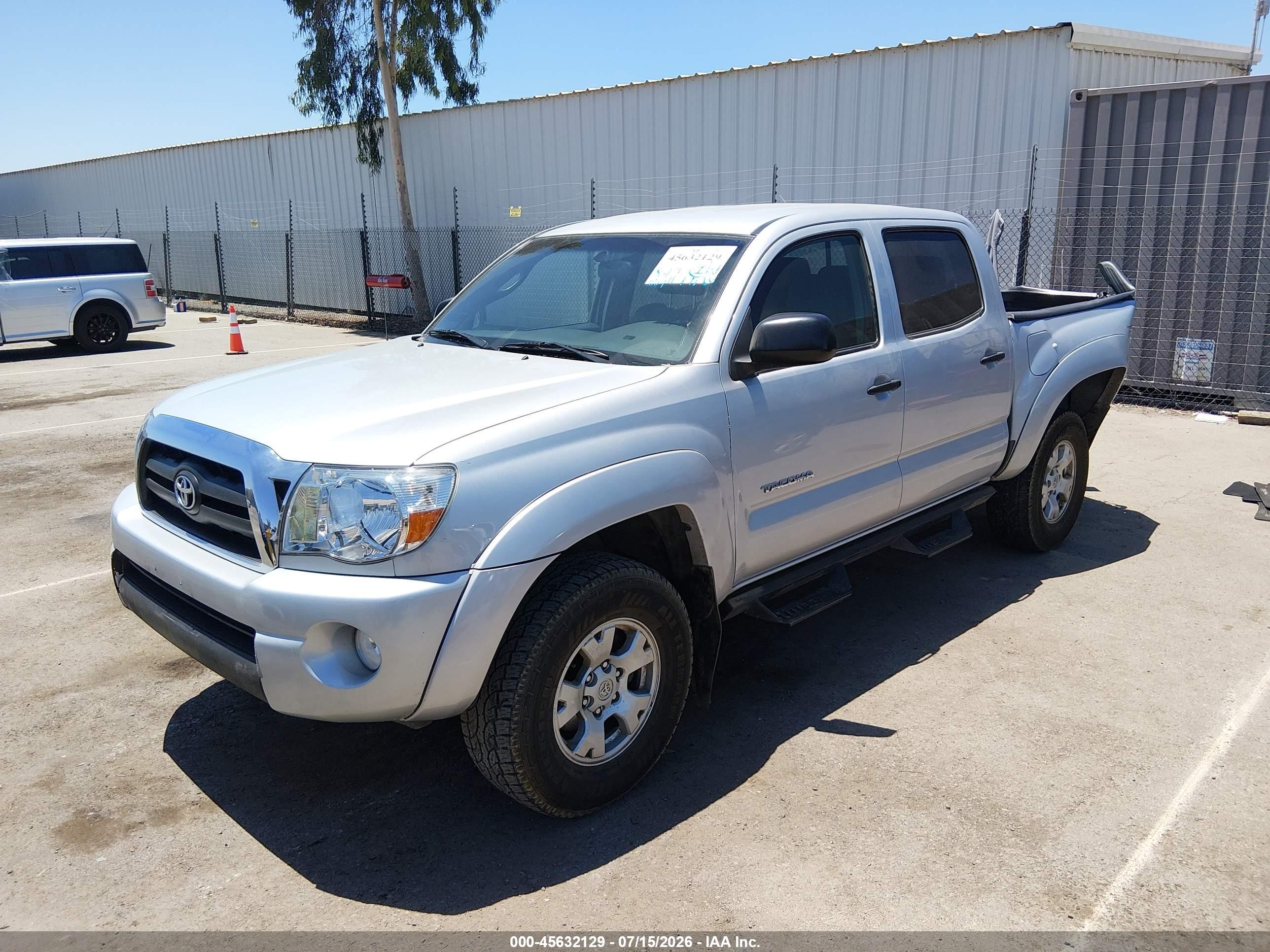 2008 Toyota Tacoma Prerunner V6 Silver vin: 3TMJU62N48M066757