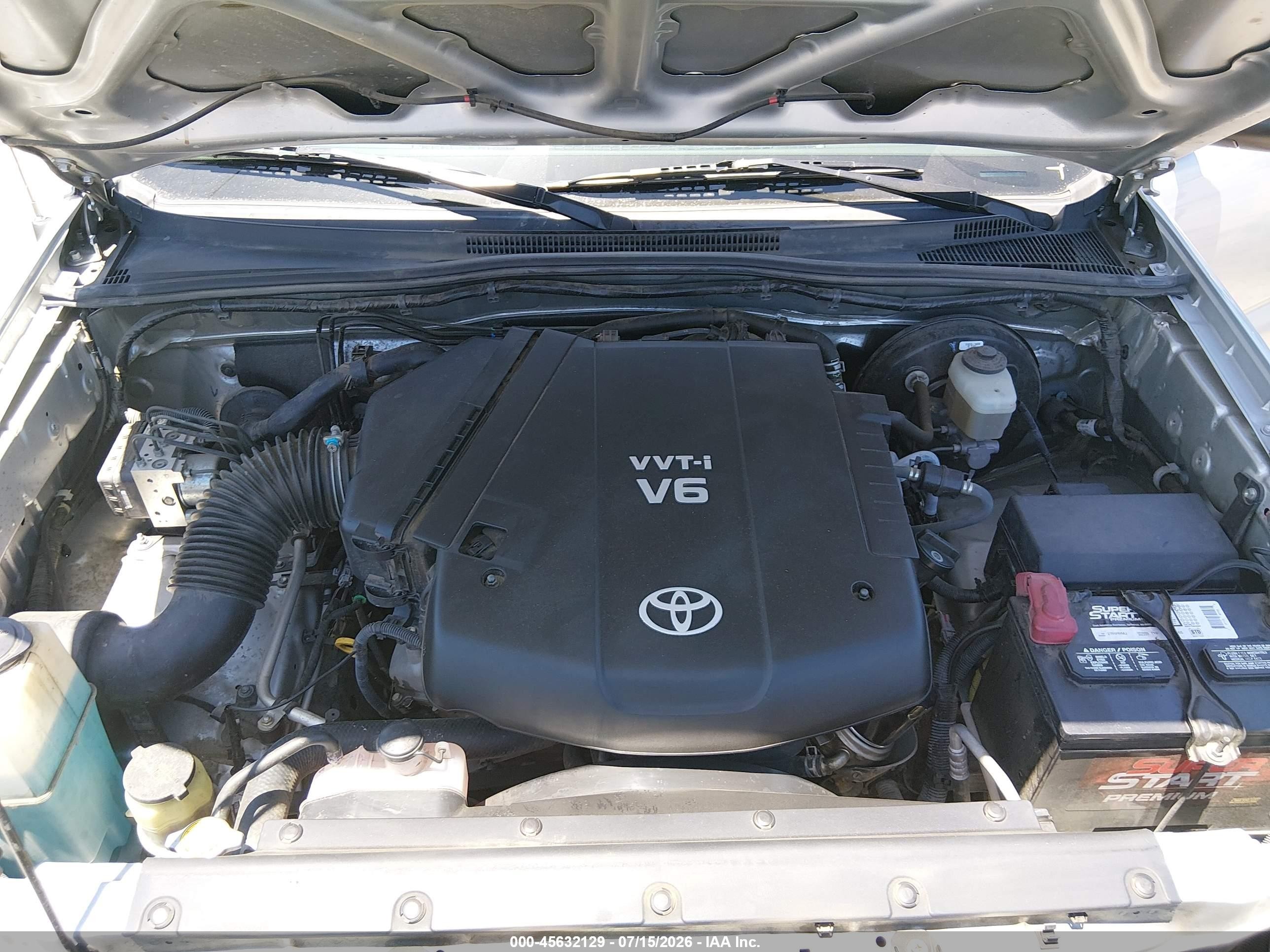 2008 Toyota Tacoma Prerunner V6 Silver vin: 3TMJU62N48M066757