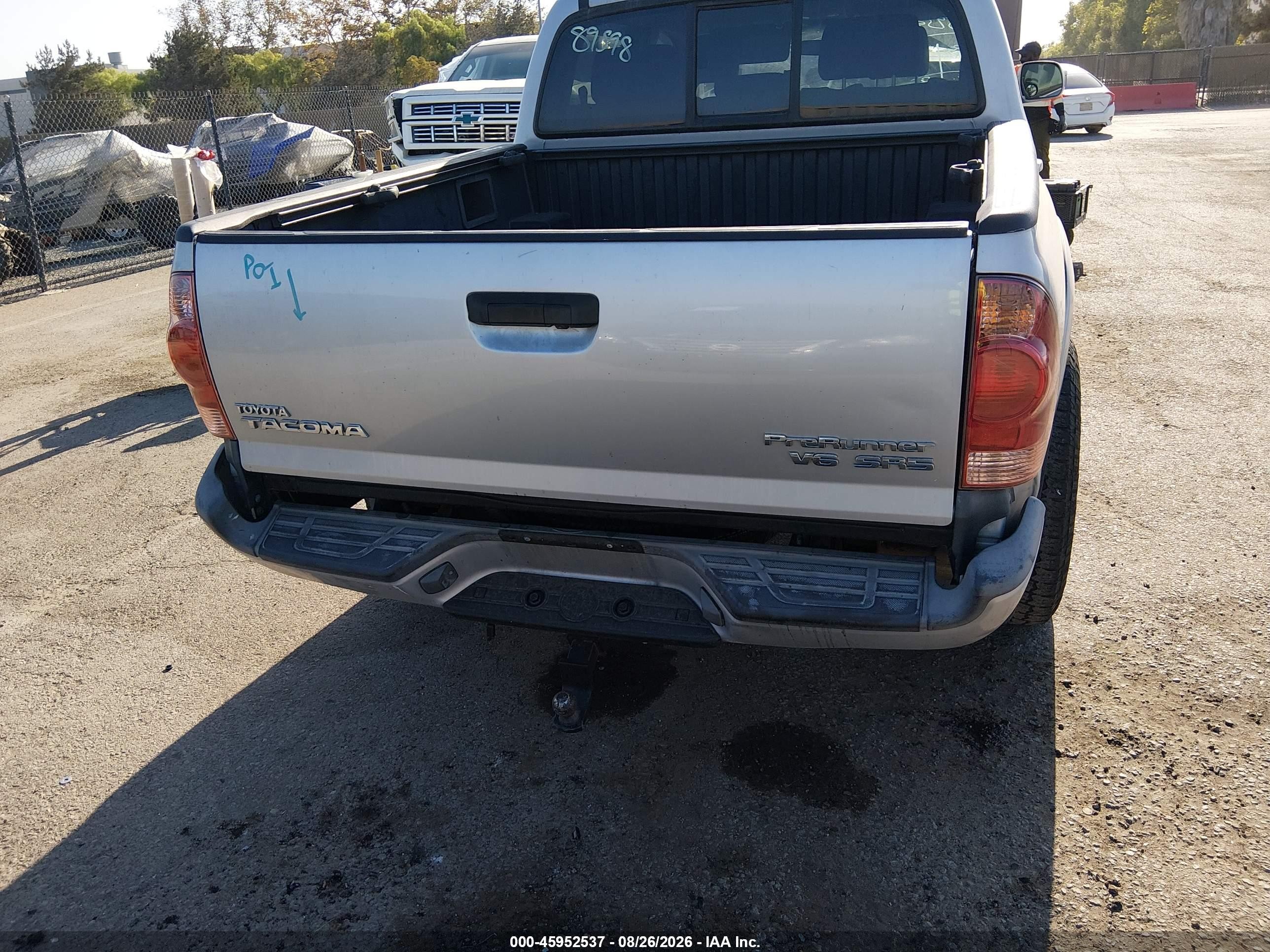 2008 Toyota Tacoma Prerunner V6 Gray vin: 3TMJU62N48M067309
