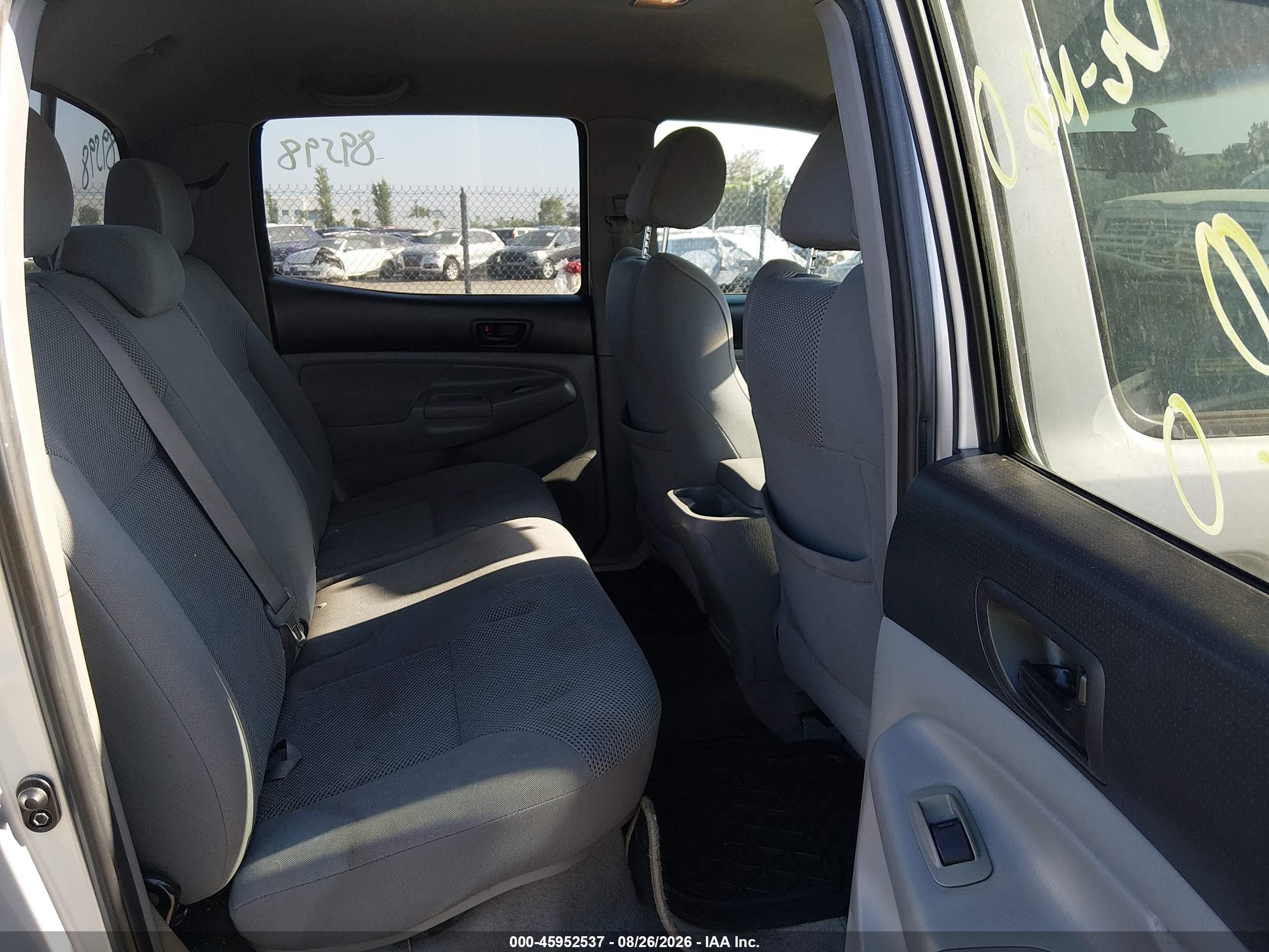 2008 Toyota Tacoma Prerunner V6 Gray vin: 3TMJU62N48M067309