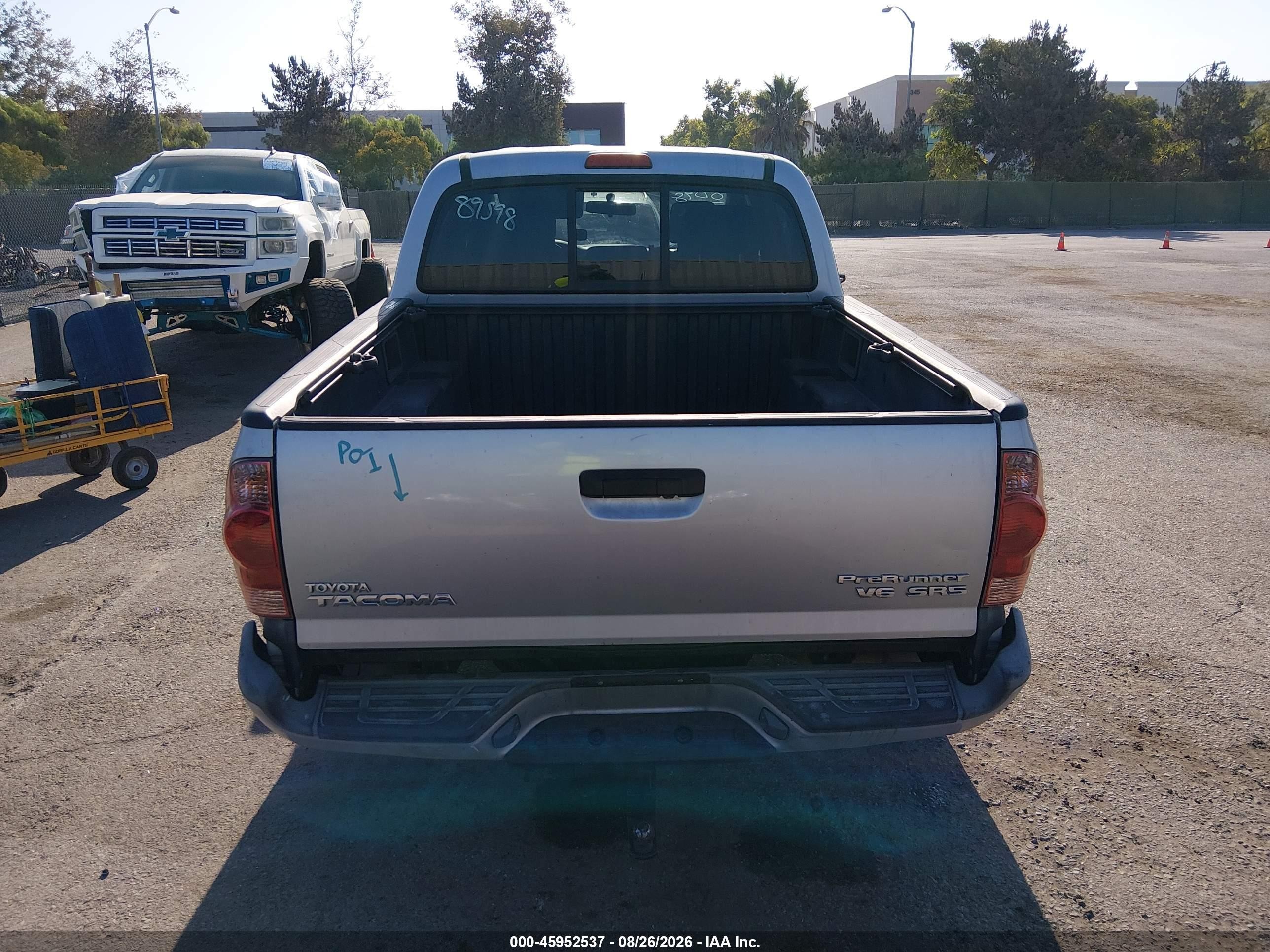 2008 Toyota Tacoma Prerunner V6 Gray vin: 3TMJU62N48M067309