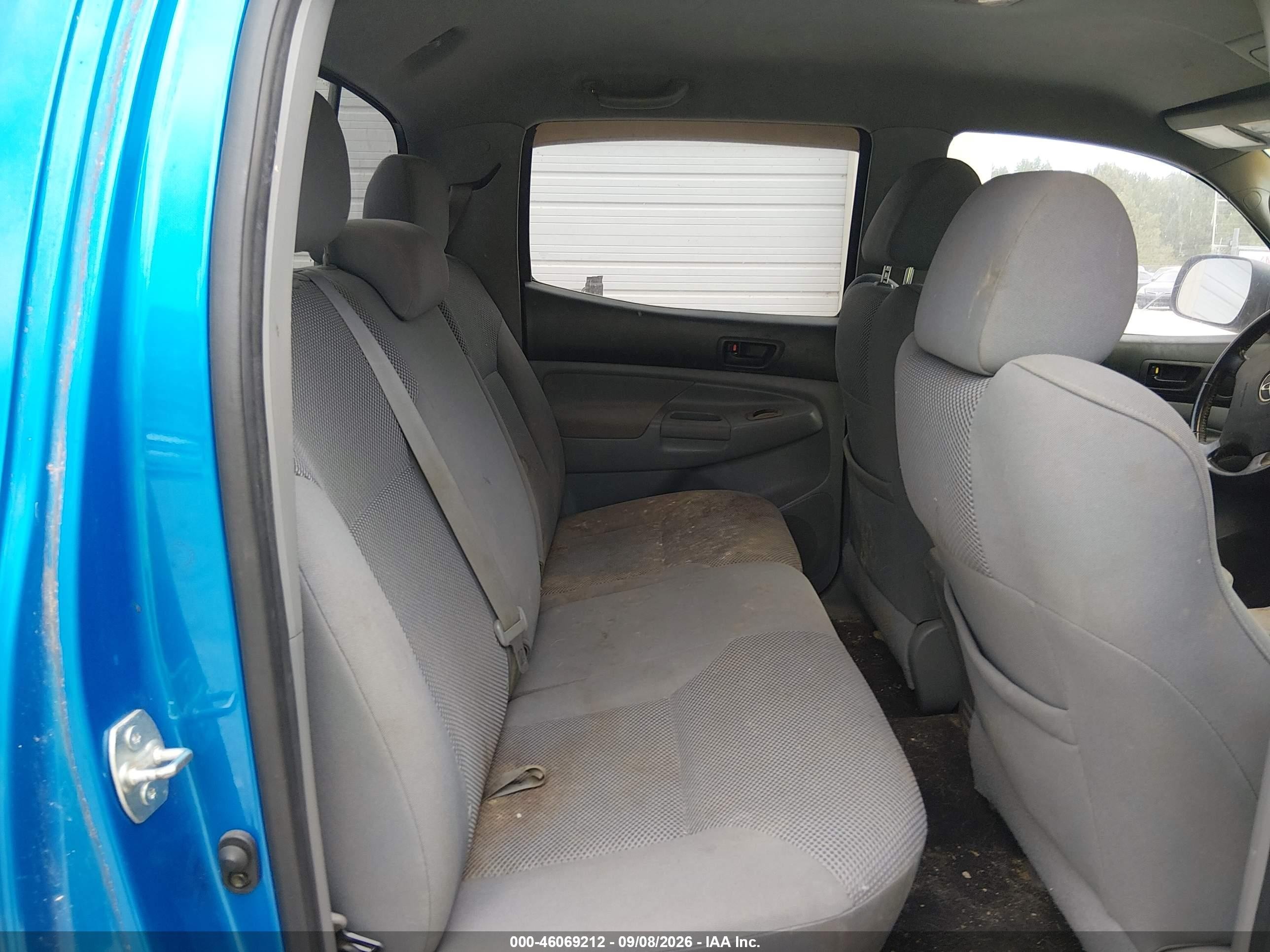 2005 Toyota Tacoma Prerunner V6 Blue vin: 3TMJU62N55M004585