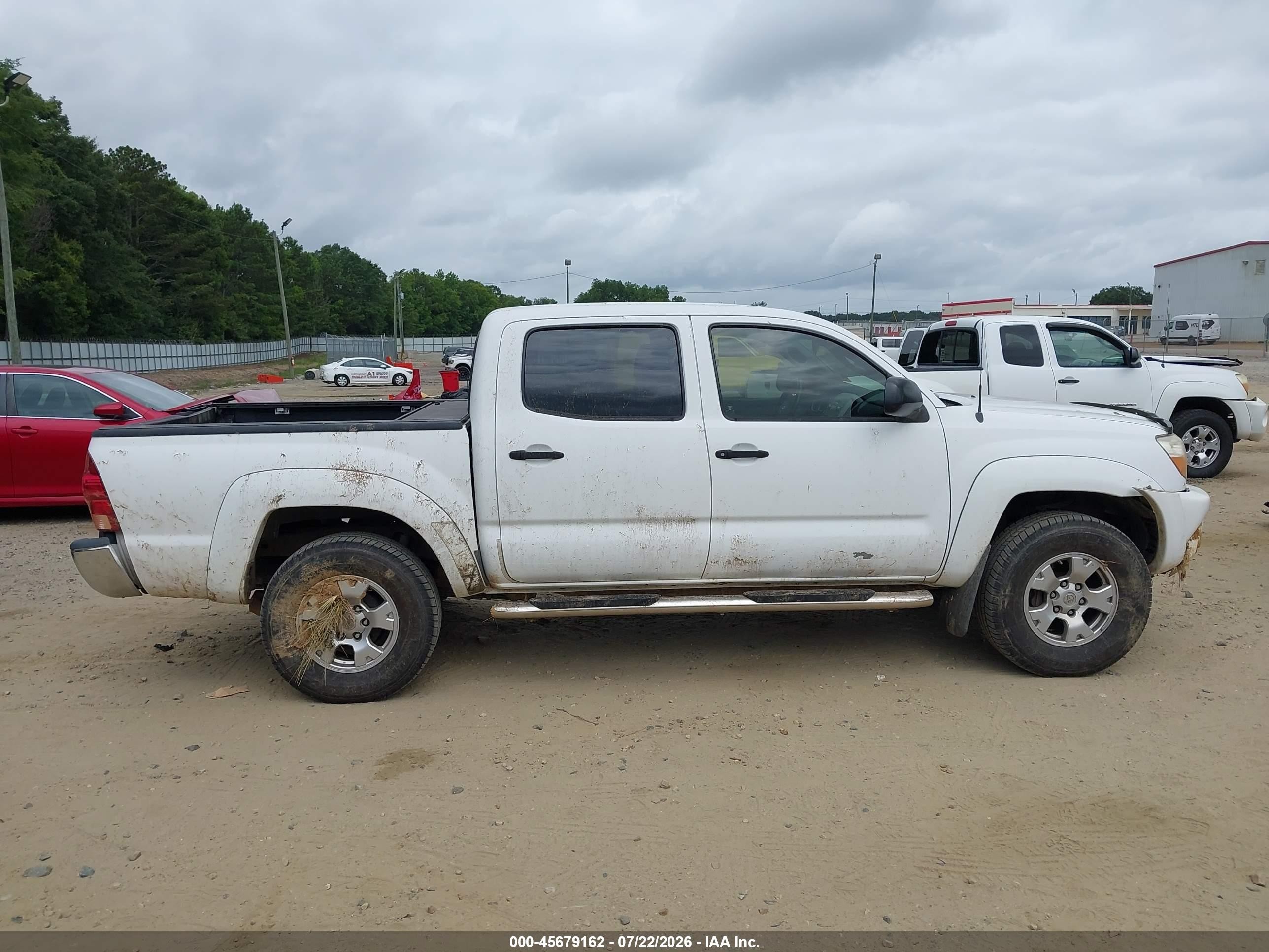 2006 Toyota Tacoma Prerunner V6 White vin: 3TMJU62N56M010372