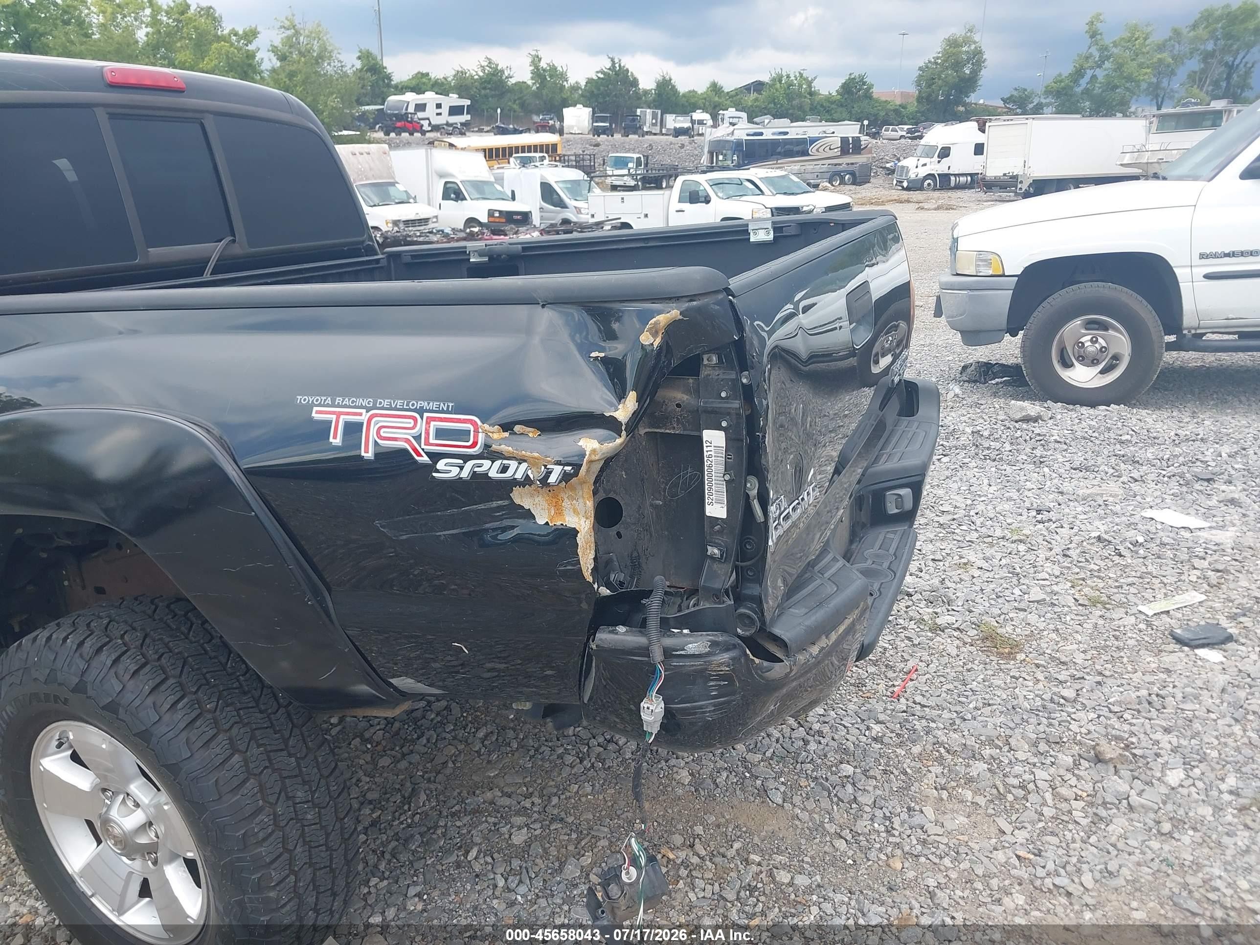 2006 Toyota Tacoma Prerunner V6 Black vin: 3TMJU62N56M024689