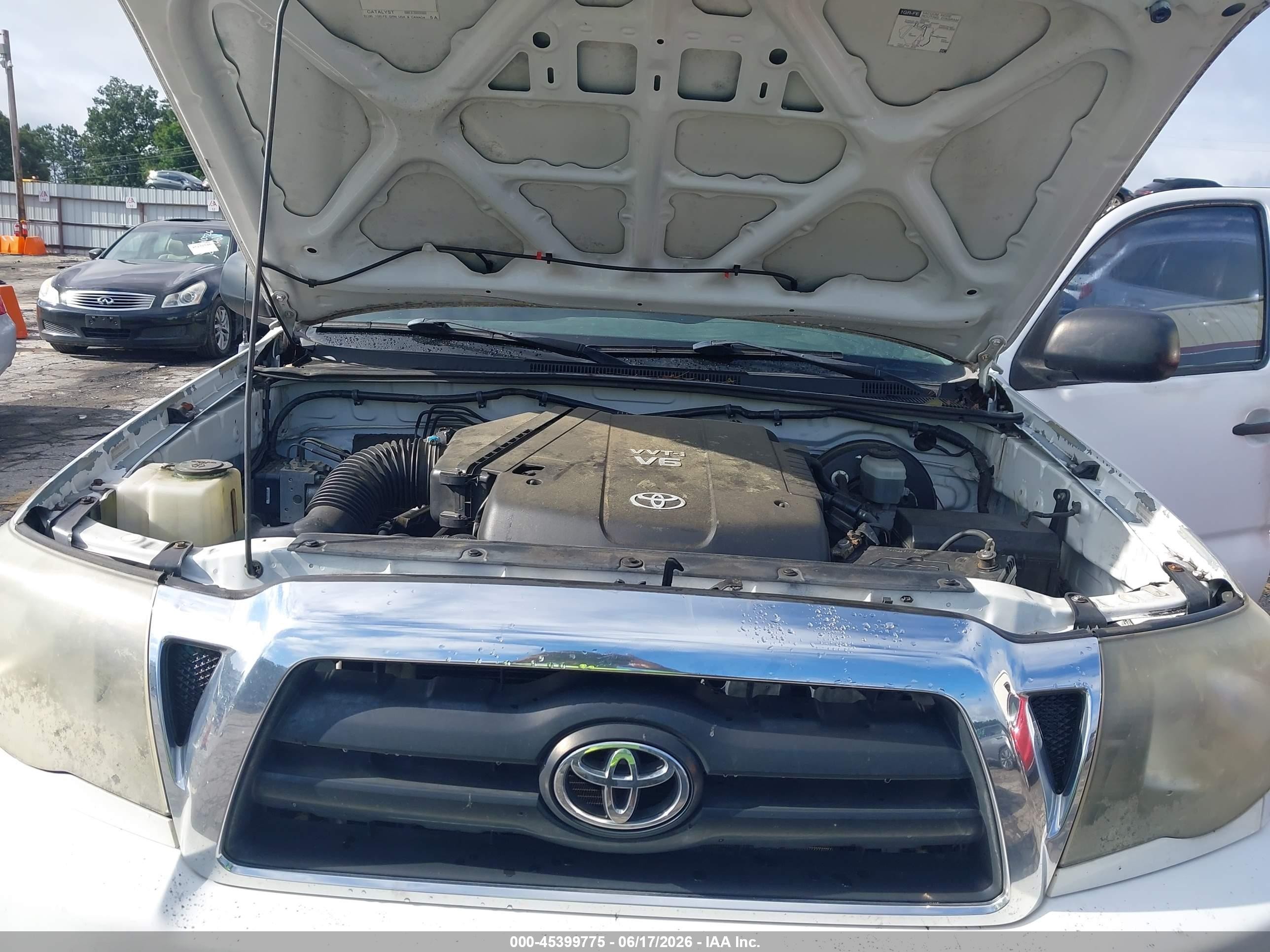2006 Toyota Tacoma Prerunner V6 White vin: 3TMJU62N56M027835