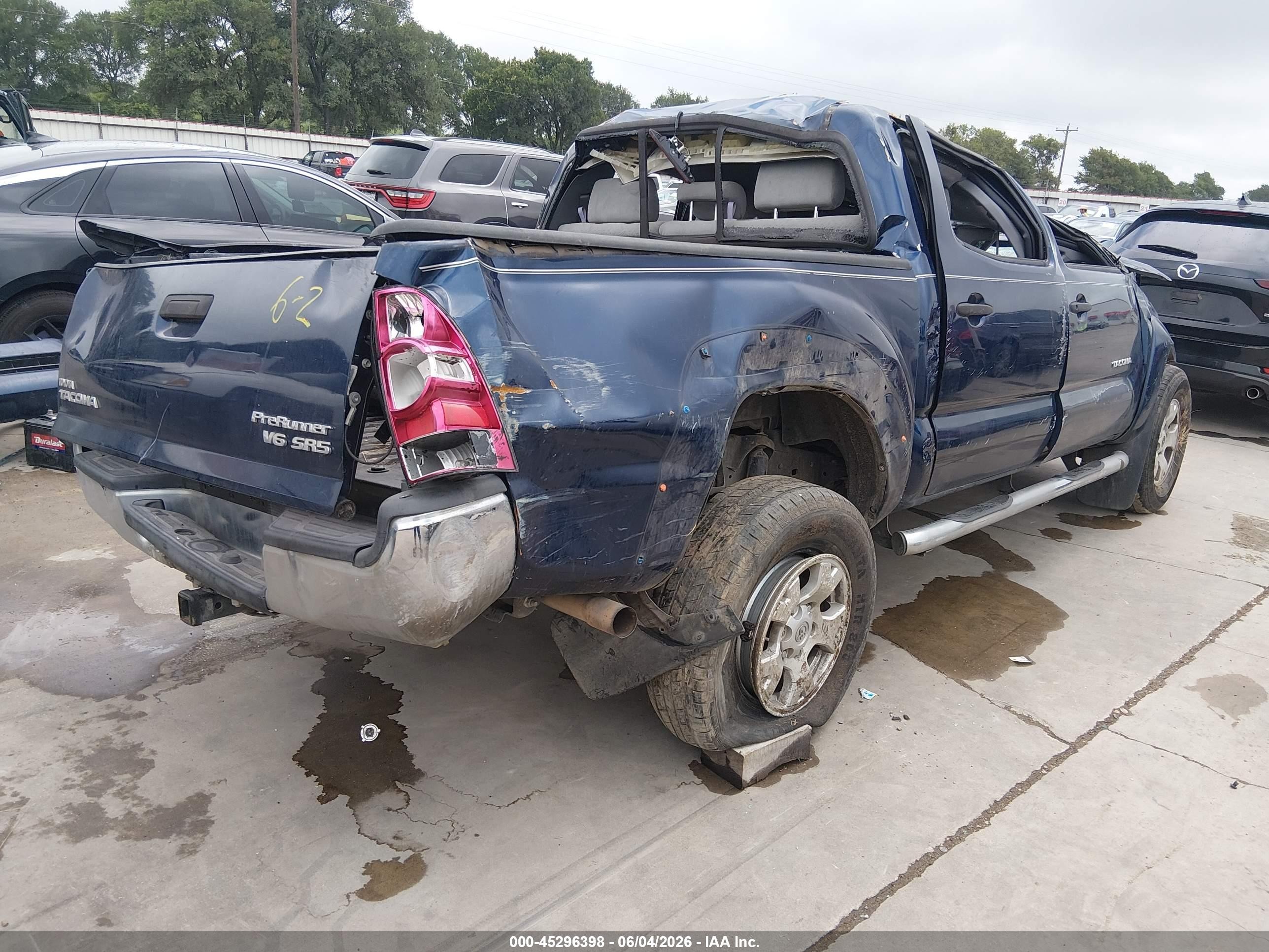 2007 Toyota Tacoma Prerunner V6 Dark Blue vin: 3TMJU62N57M041932
