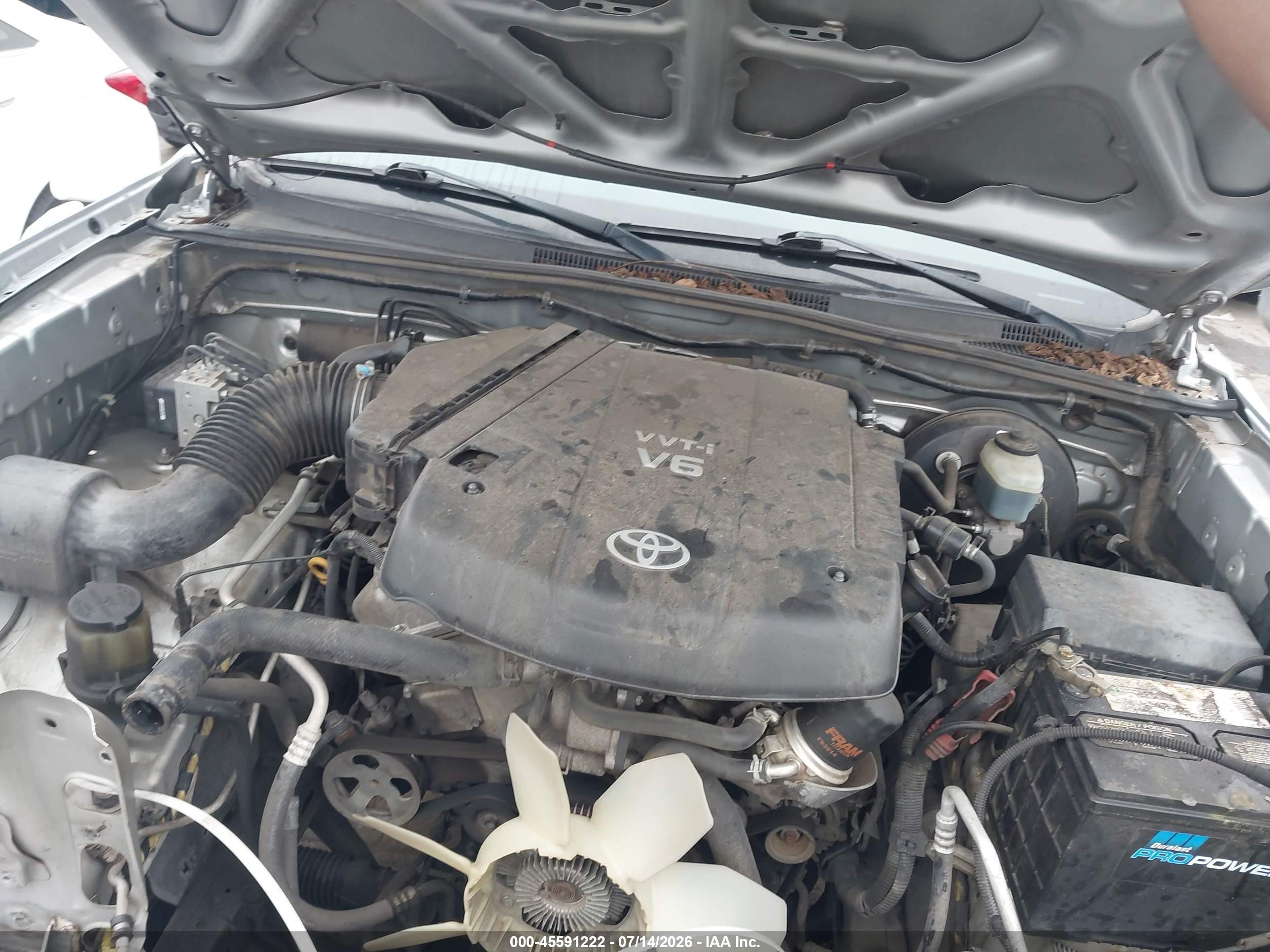 2008 Toyota Tacoma Prerunner V6 Silver vin: 3TMJU62N58M053158