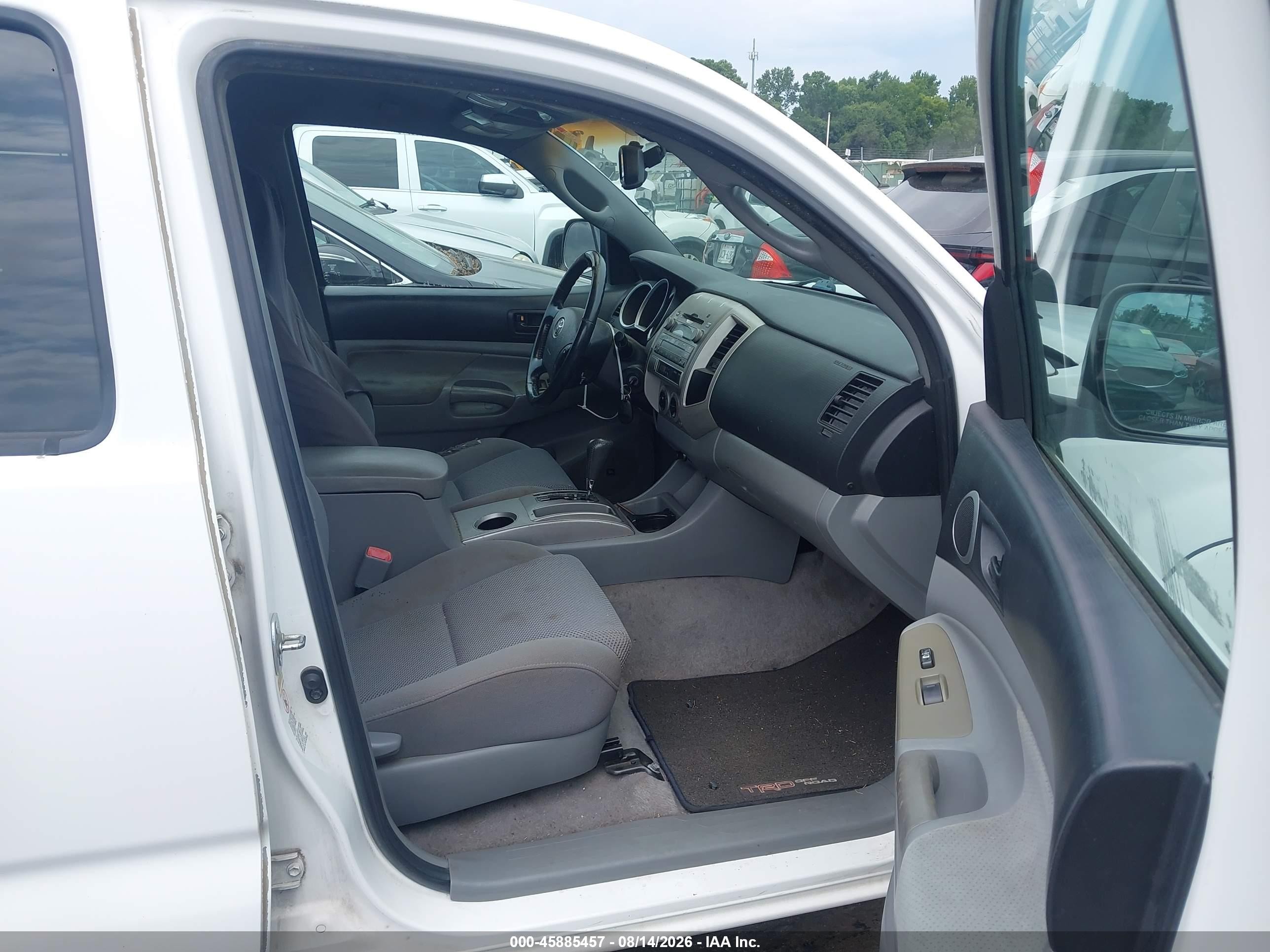 2009 Toyota Tacoma Prerunner V6 Белый vin: 3TMJU62N69M071914