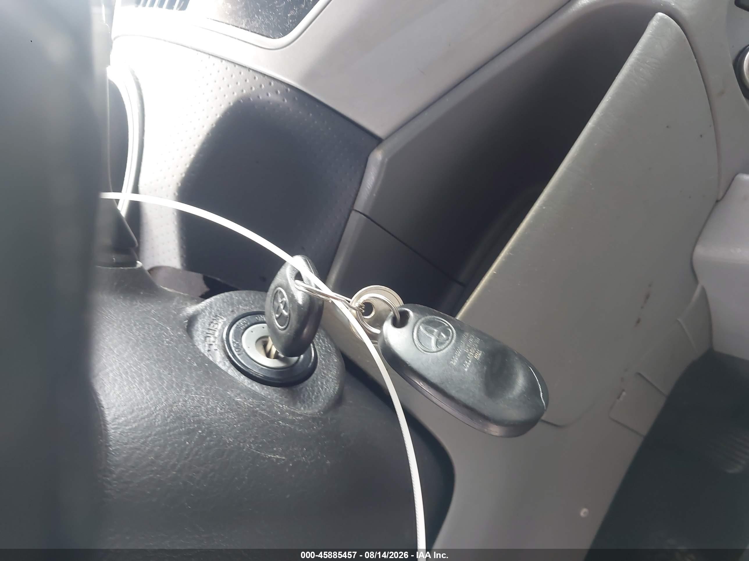 2009 Toyota Tacoma Prerunner V6 Белый vin: 3TMJU62N69M071914