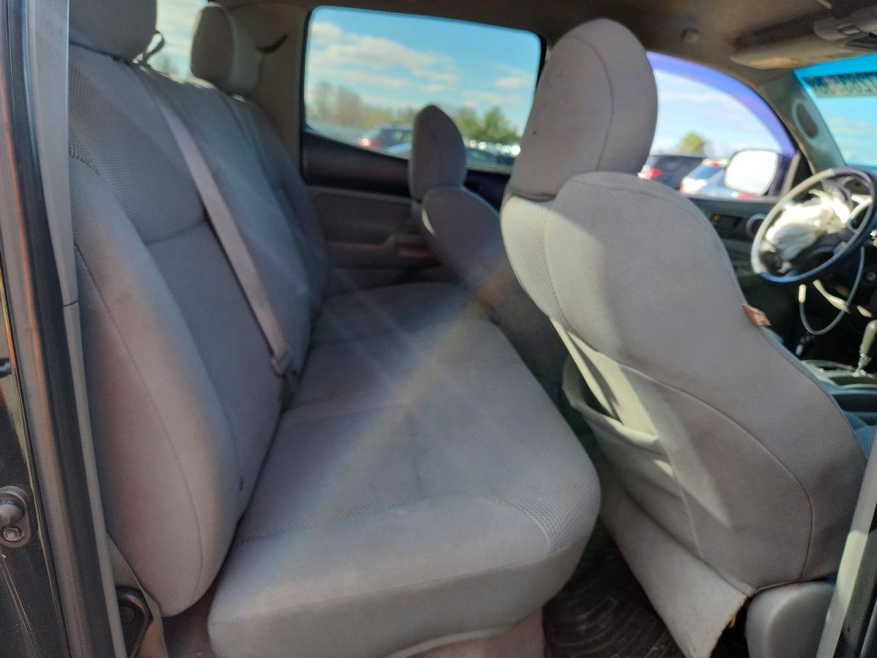 2009 Toyota Tacoma Prerunner V6 Black vin: 3TMJU62N69M077308