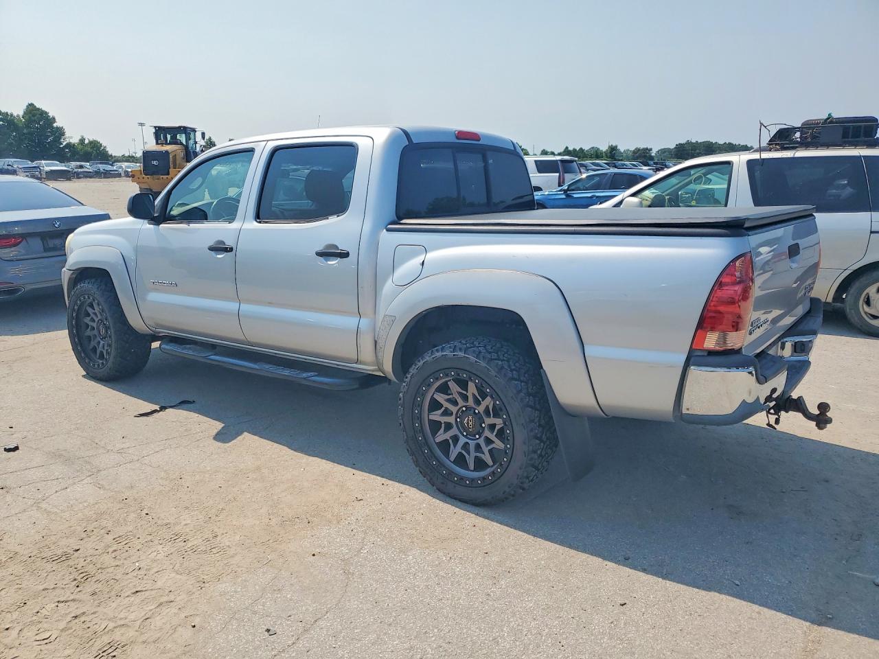 2007 Toyota Tacoma Double Cab Prerunner Silver vin: 3TMJU62N77M037283