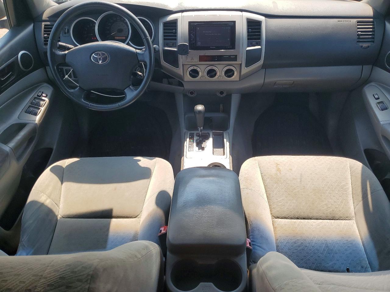 2007 Toyota Tacoma Double Cab Prerunner Silver vin: 3TMJU62N77M037283