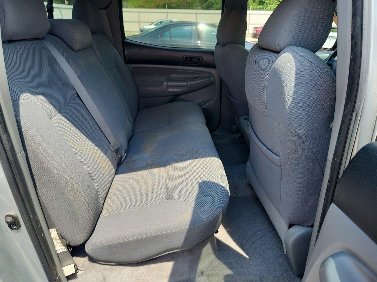 2007 Toyota Tacoma Double Cab Prerunner Silver vin: 3TMJU62N77M042175