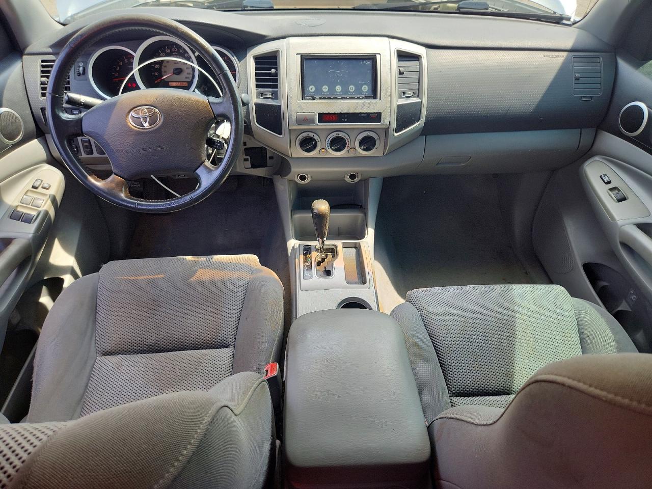 2007 Toyota Tacoma Double Cab Prerunner Silver vin: 3TMJU62N77M042175