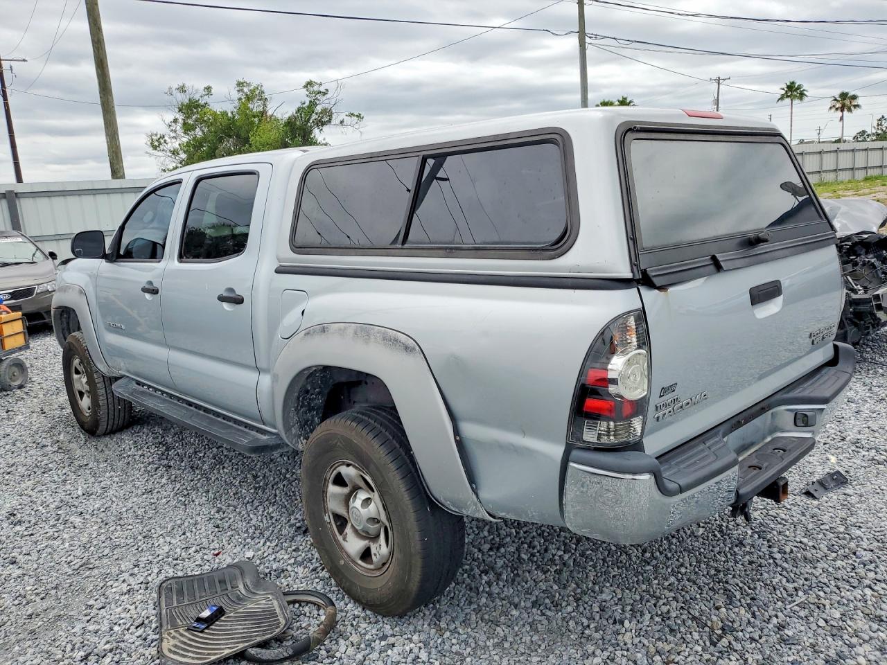 2006 Toyota Tacoma Double Cab Prerunner Silver vin: 3TMJU62N86M015033