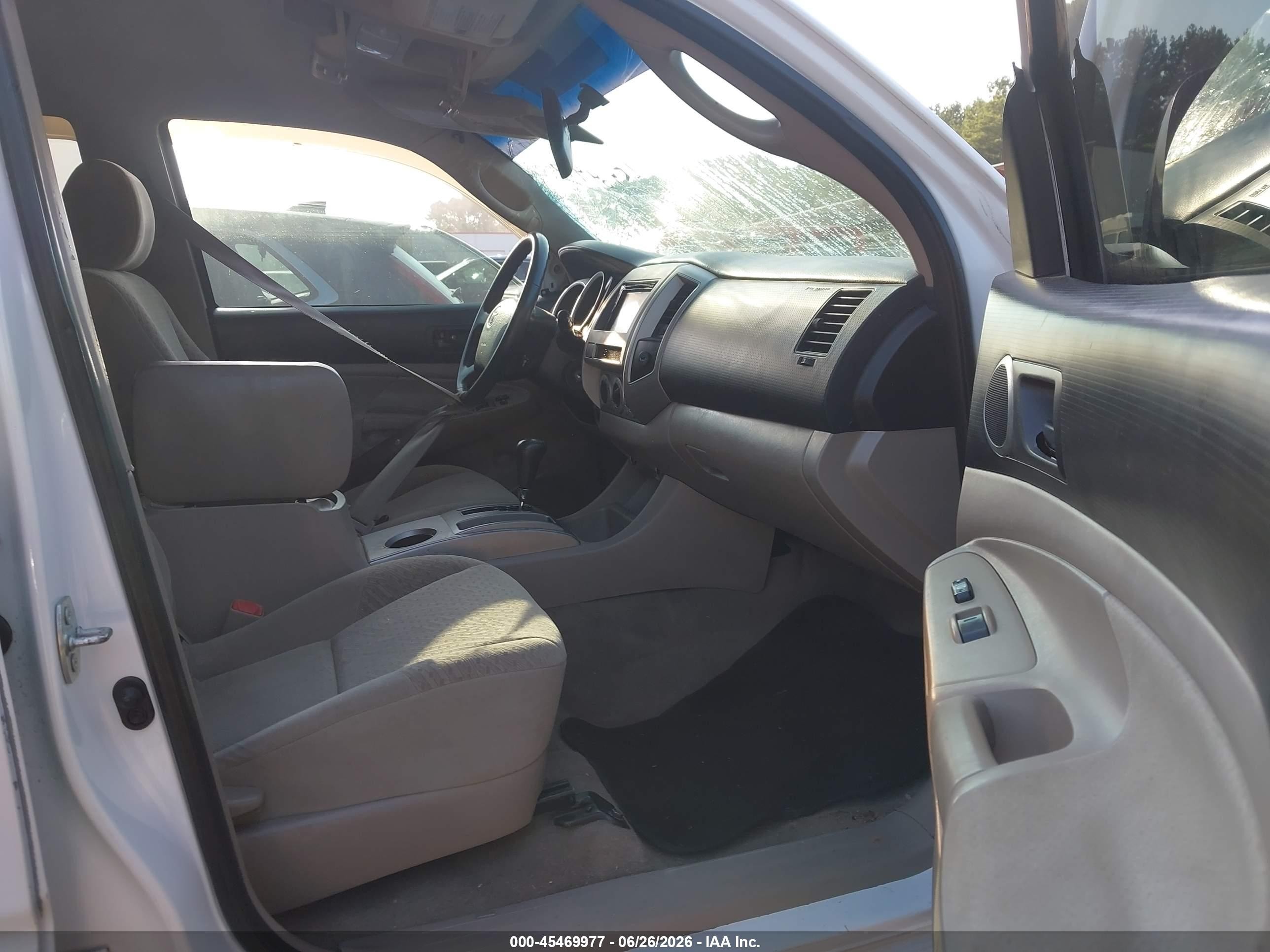 2008 Toyota Tacoma Prerunner V6 Белый vin: 3TMJU62N88M050576