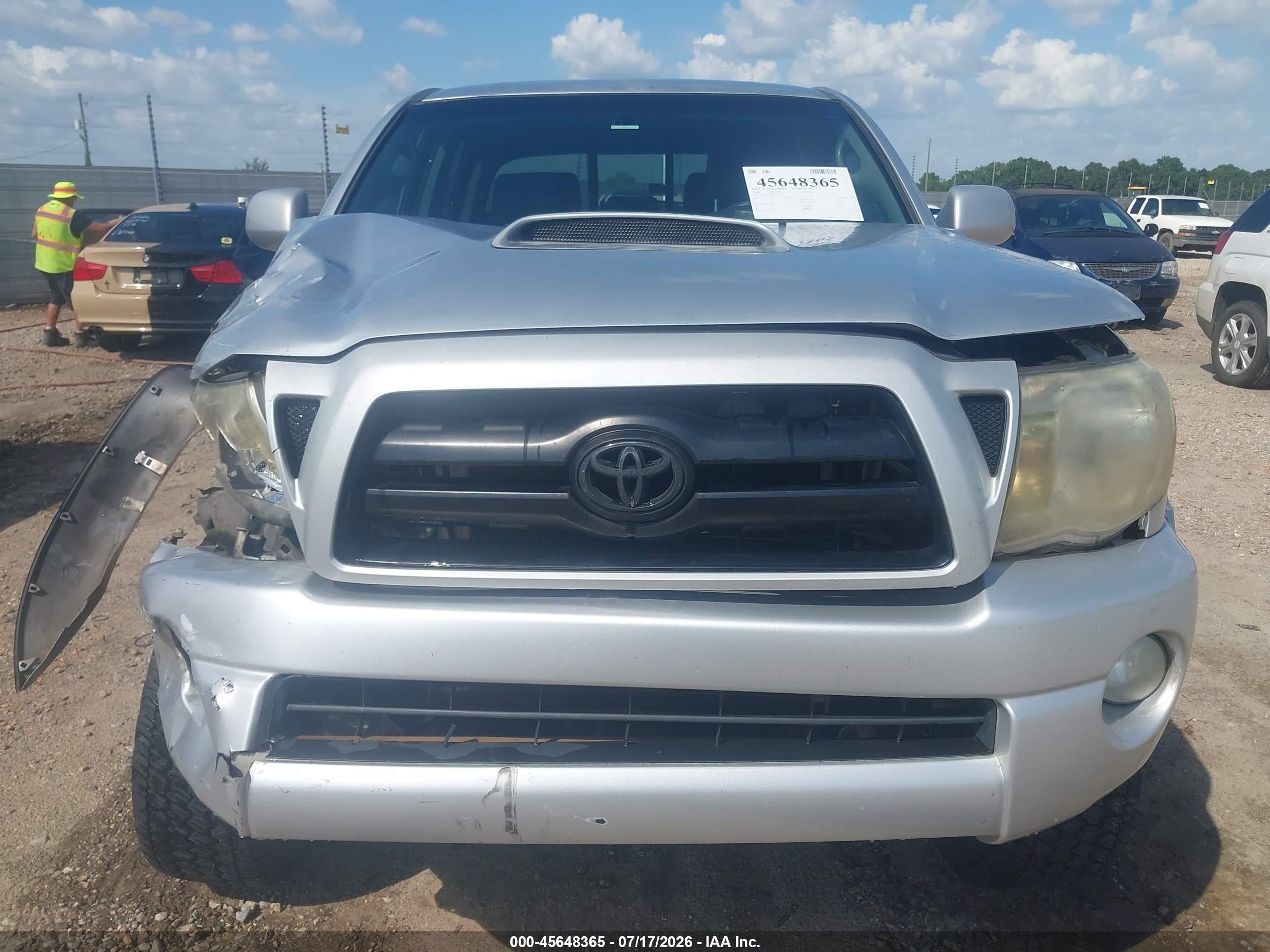 2008 Toyota Tacoma Prerunner V6 Silver vin: 3TMJU62N88M060797