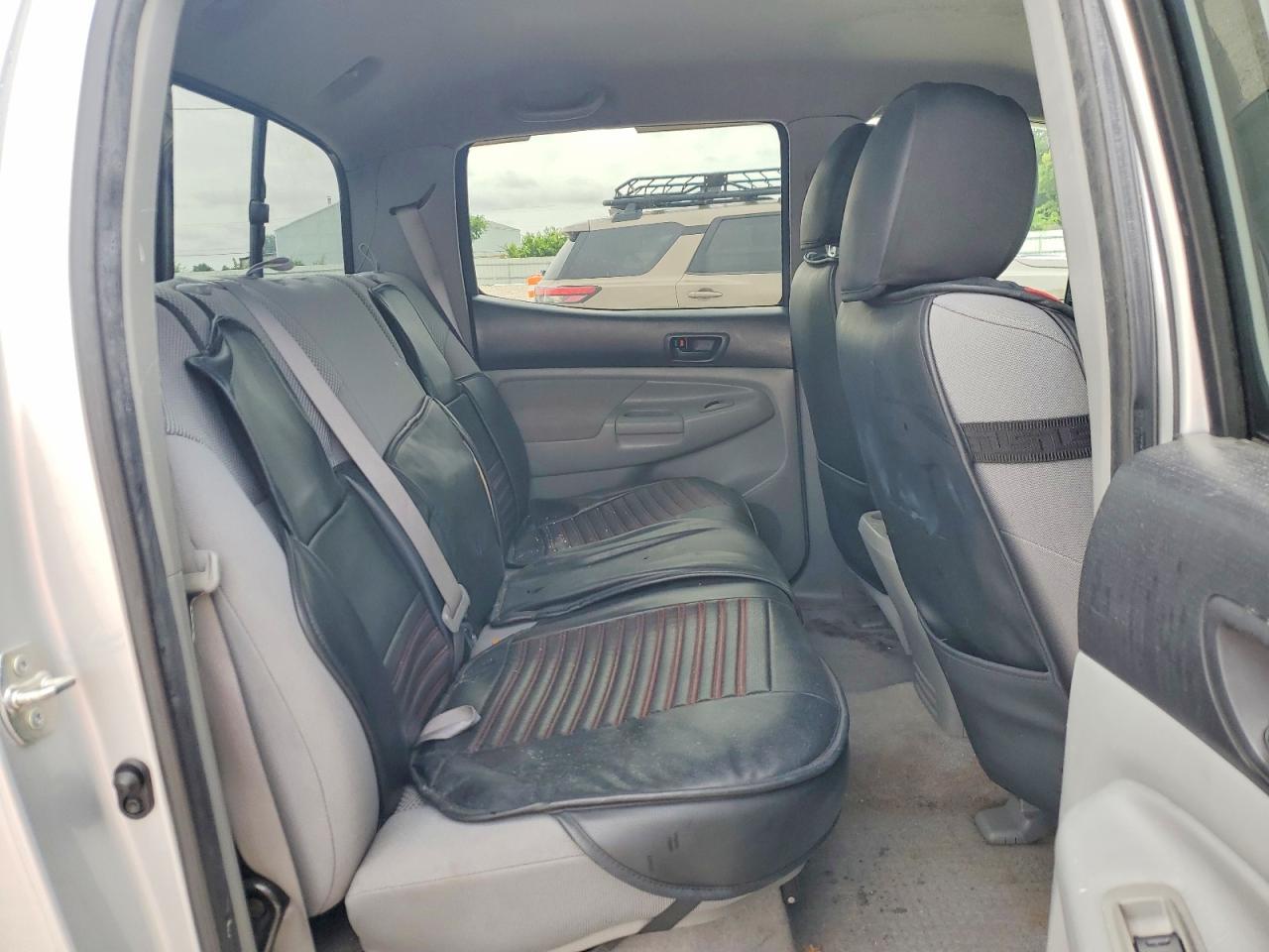 2008 Toyota Tacoma Double Cab Prerunner Silver vin: 3TMJU62N88M064171