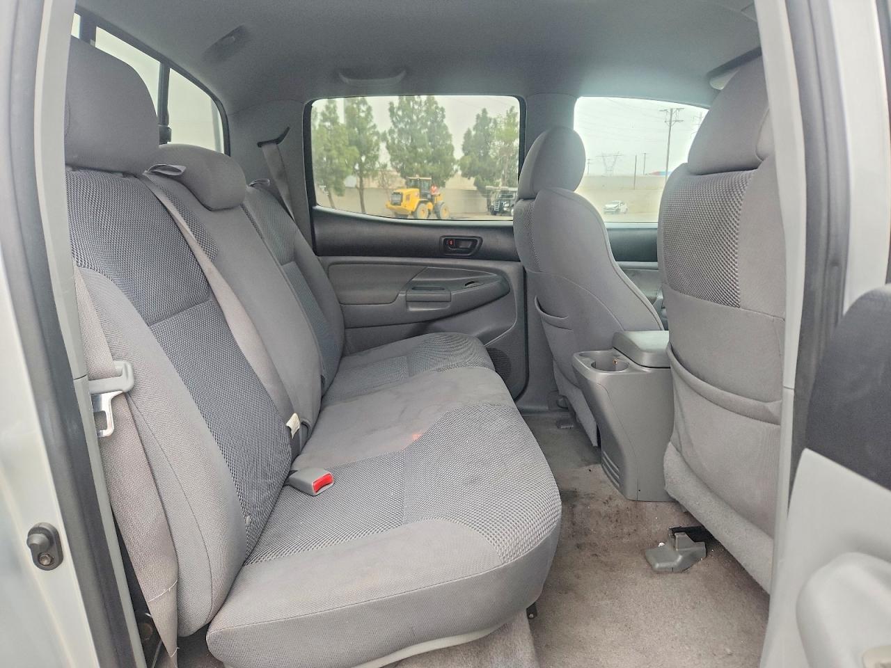 2006 Toyota Tacoma Double Cab Prerunner Серебряный vin: 3TMJU62N96M024131
