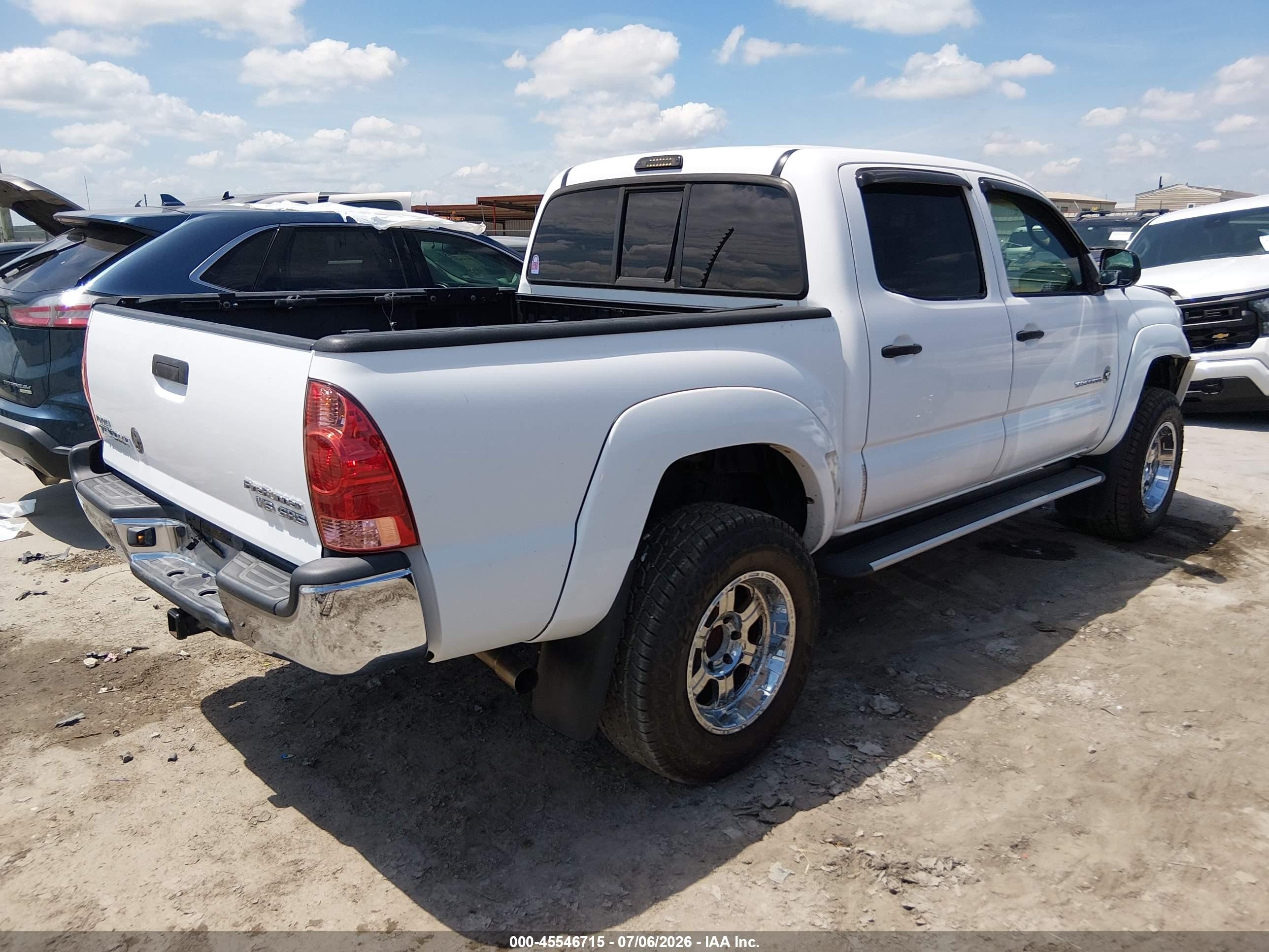 2008 Toyota Tacoma Prerunner V6 White vin: 3TMJU62N98M065152