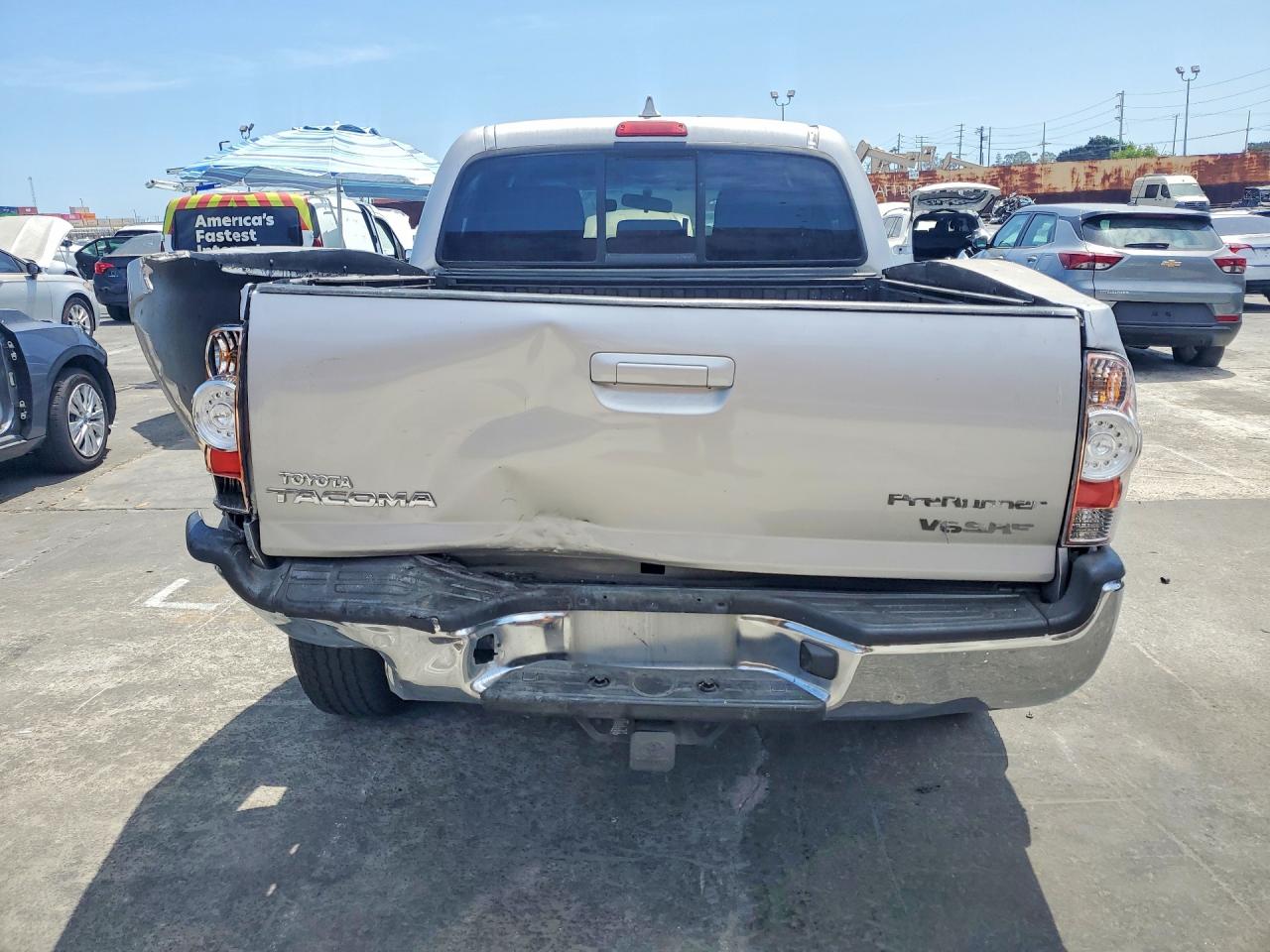 2008 Toyota Tacoma Double Cab Prerunner Серебряный vin: 3TMJU62N98M068150