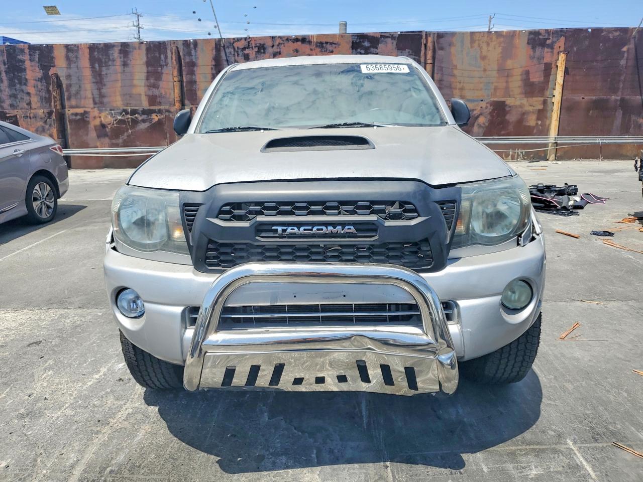 2008 Toyota Tacoma Double Cab Prerunner Серебряный vin: 3TMJU62N98M068150