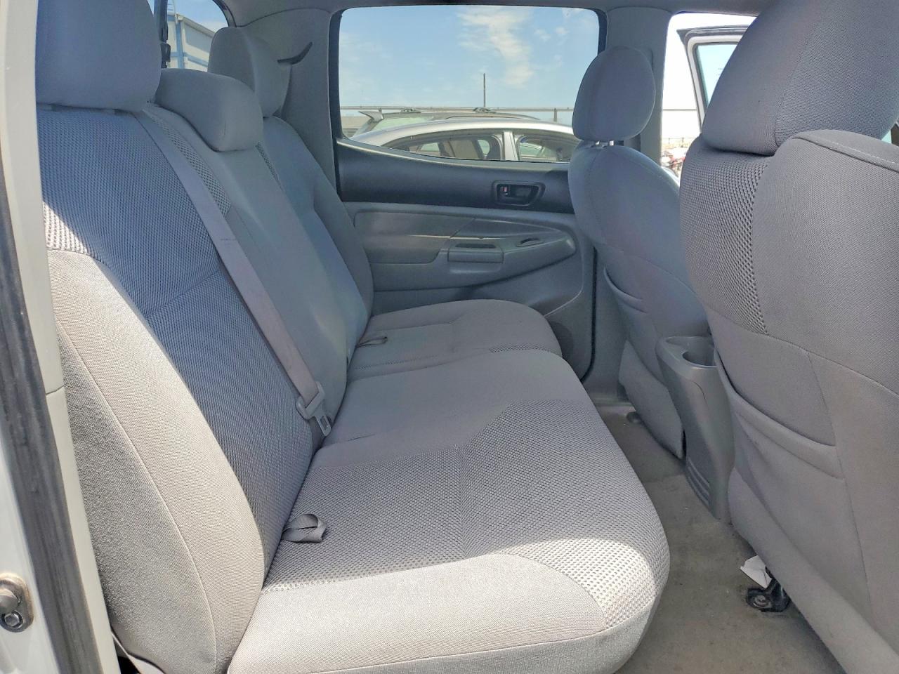 2008 Toyota Tacoma Double Cab Prerunner Серебряный vin: 3TMJU62N98M068150