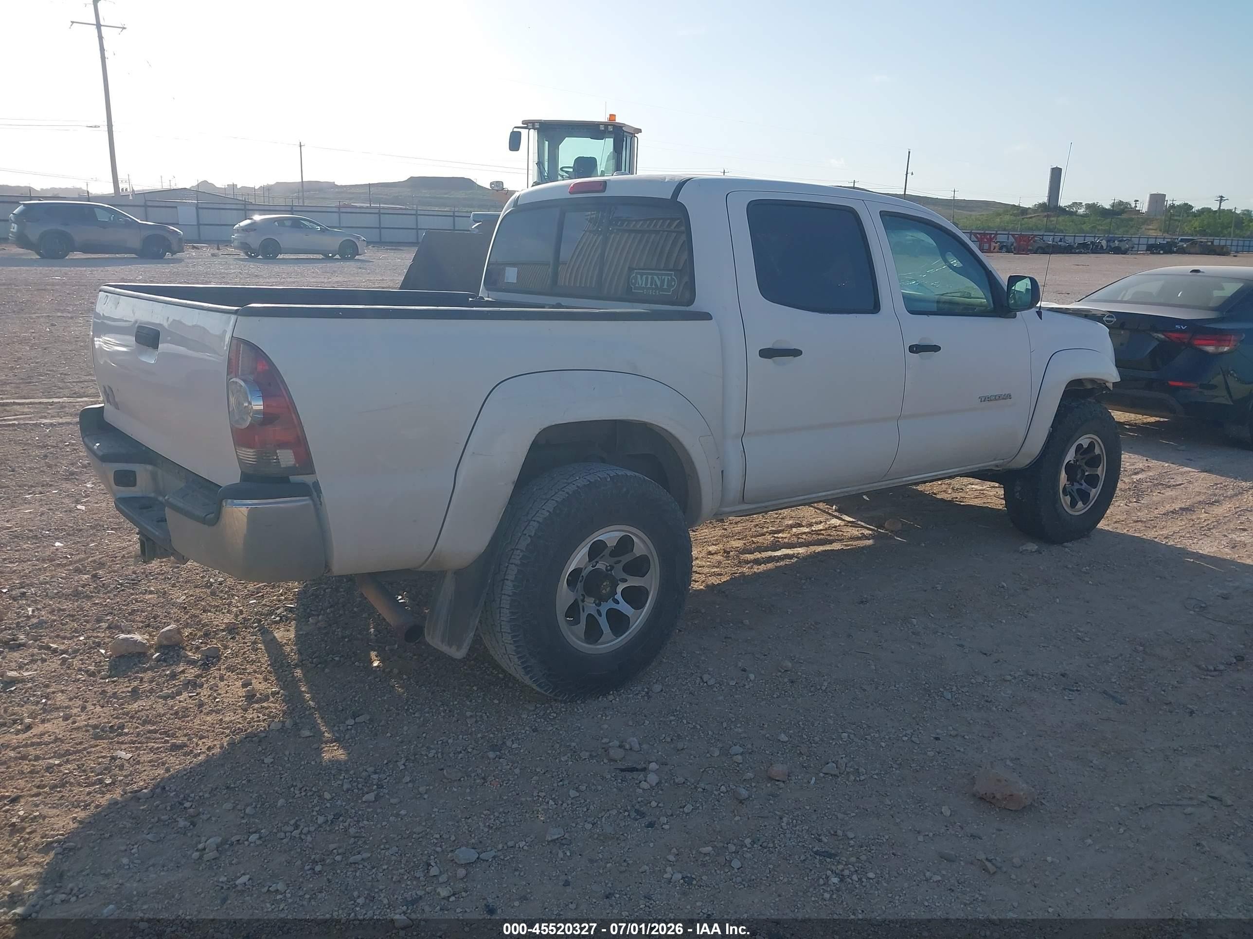 2009 Toyota Tacoma Prerunner V6 White vin: 3TMJU62N99M087878