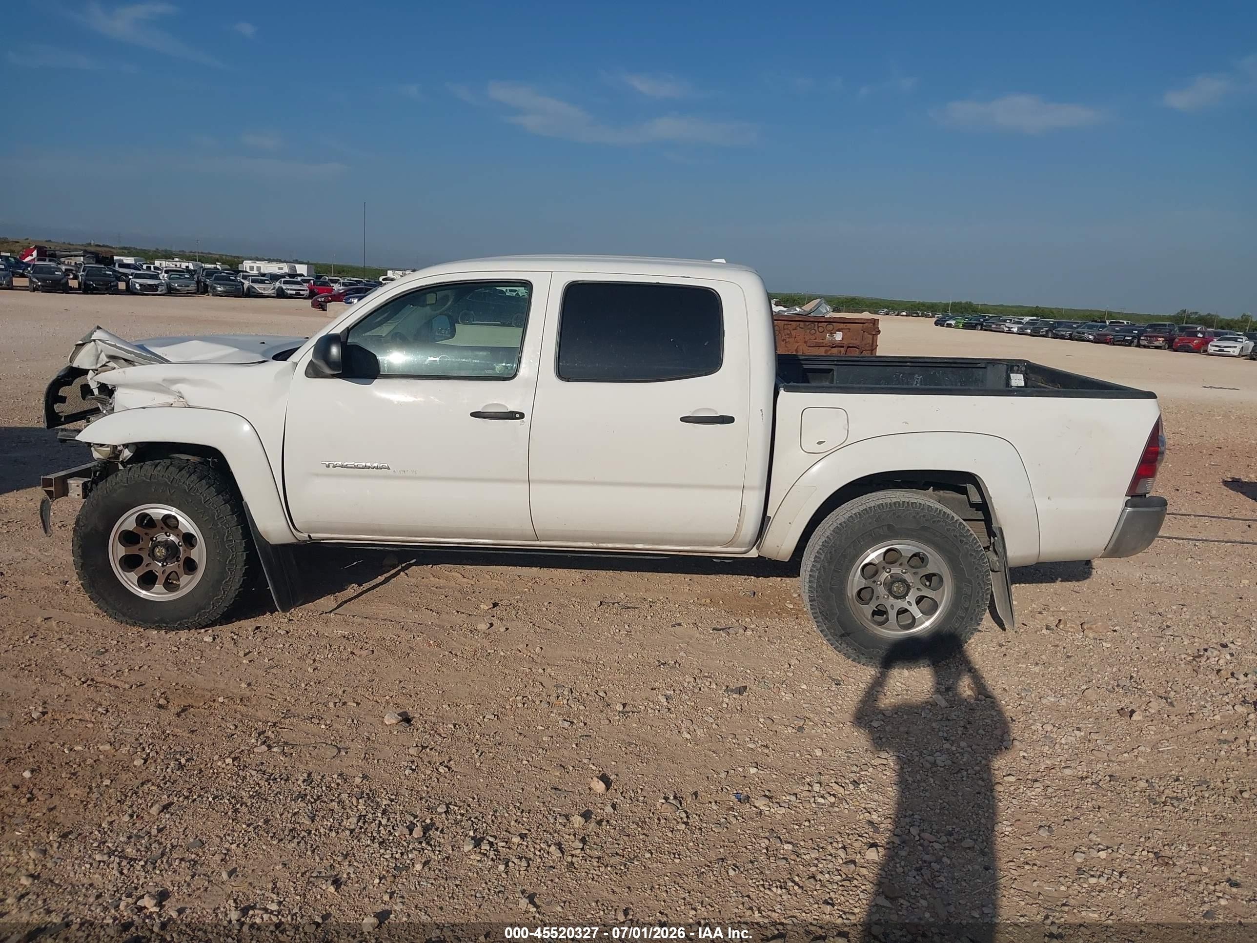 2009 Toyota Tacoma Prerunner V6 White vin: 3TMJU62N99M087878
