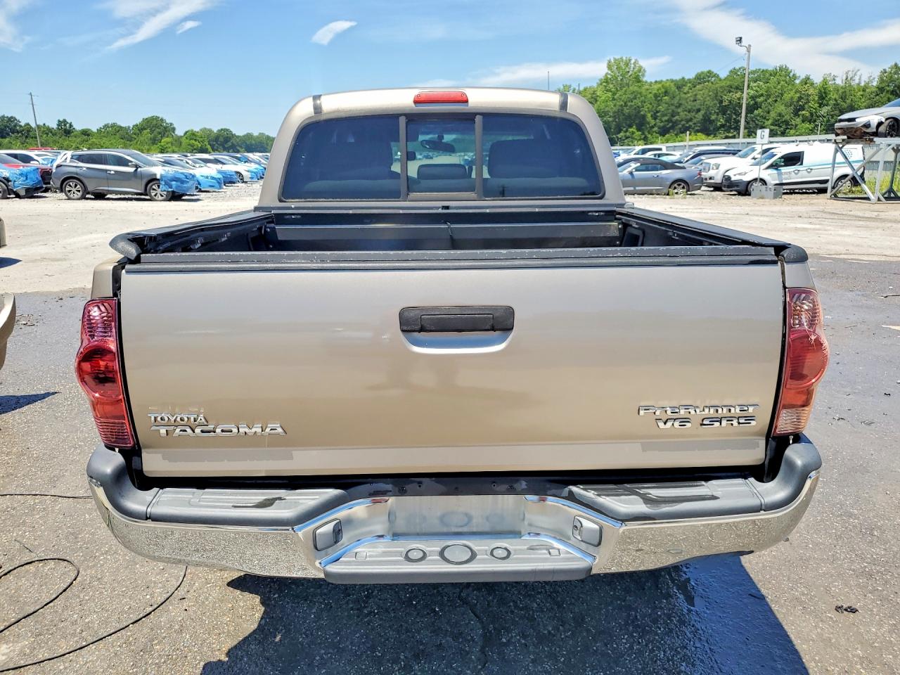 2005 Toyota Tacoma Double Cab Prerunner Gold vin: 3TMJU62NX5M002265